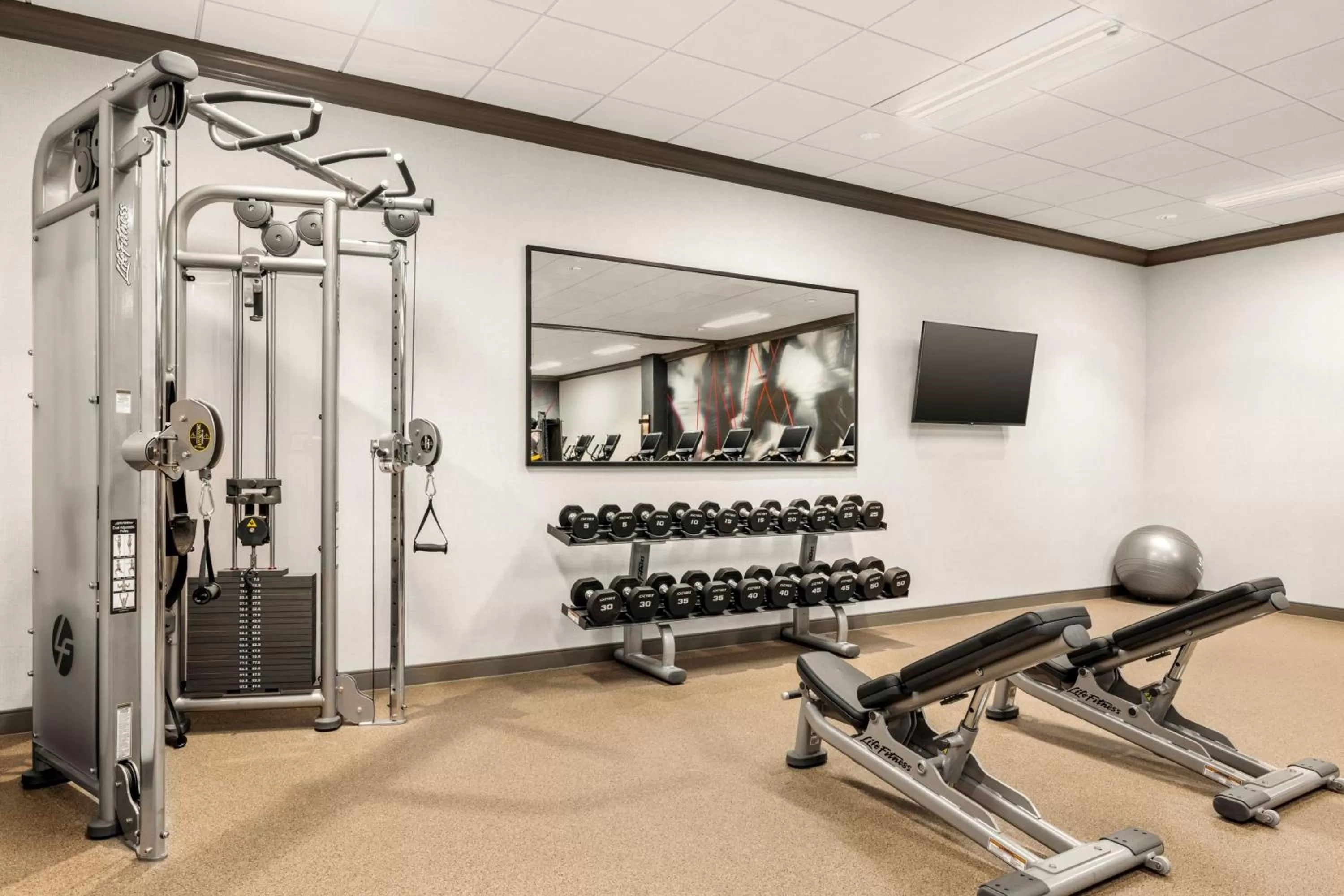 Fitness centre/facilities in Omaha Marriott