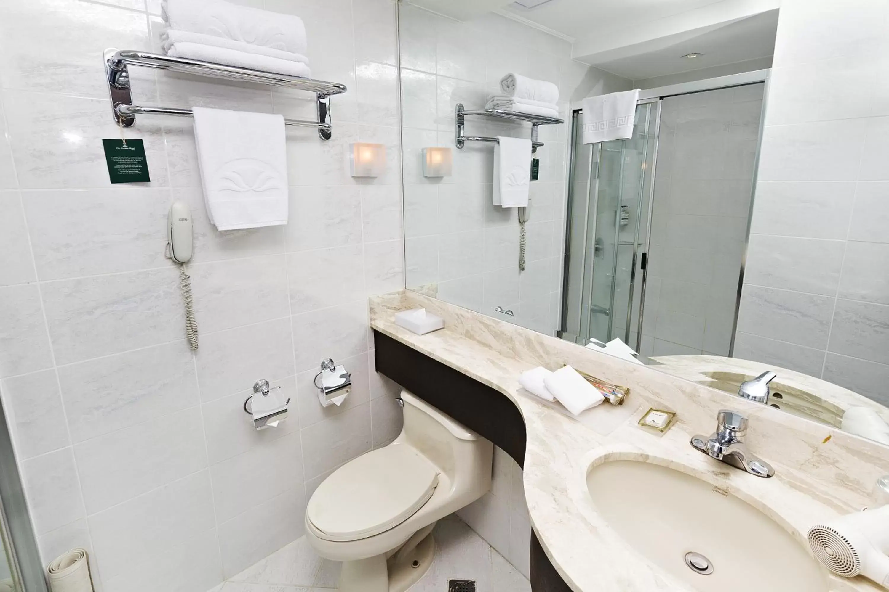 Toilet, Bathroom in City Garden Hotel Makati