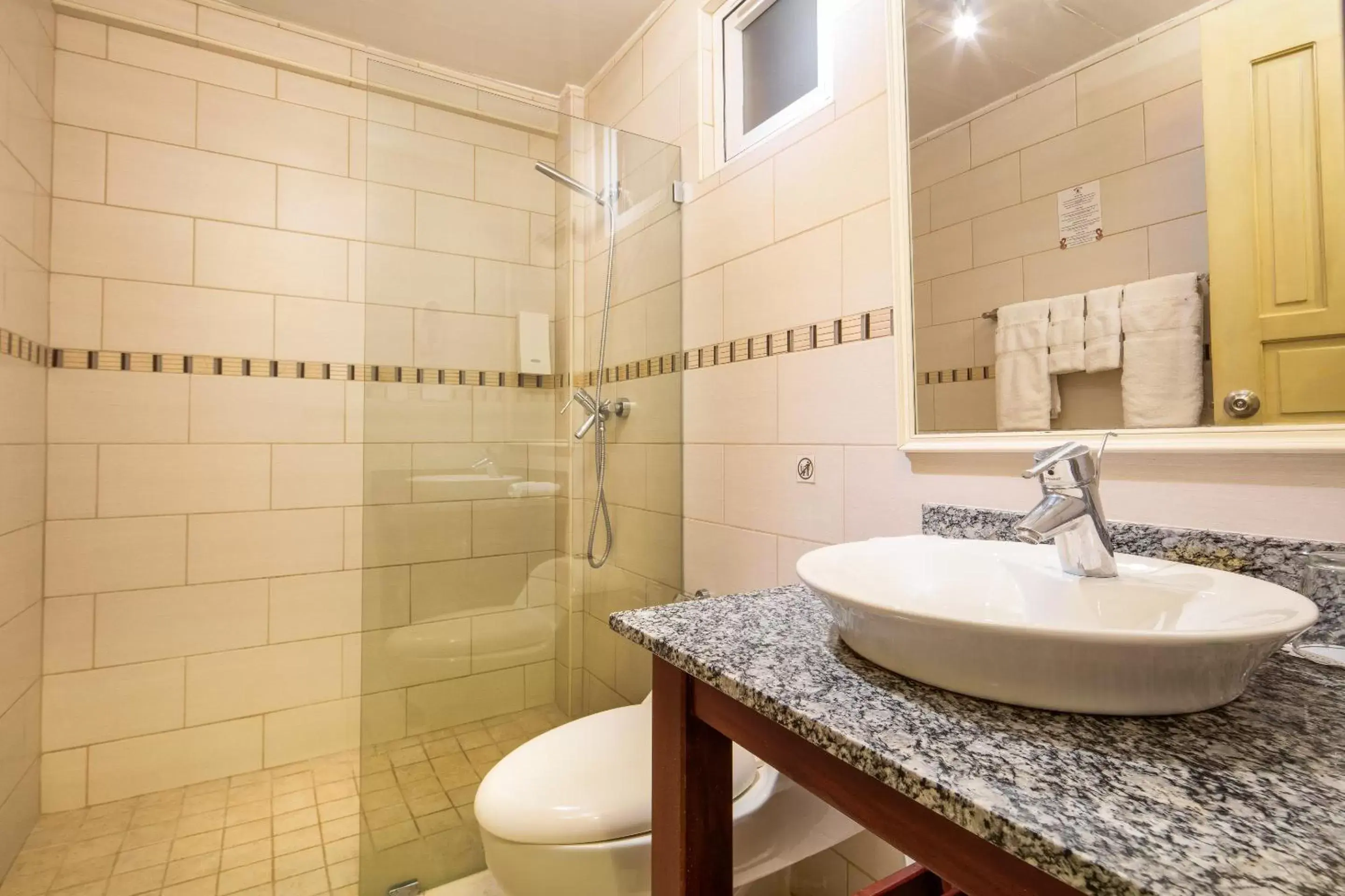 Bathroom in Hotel Villa Taina