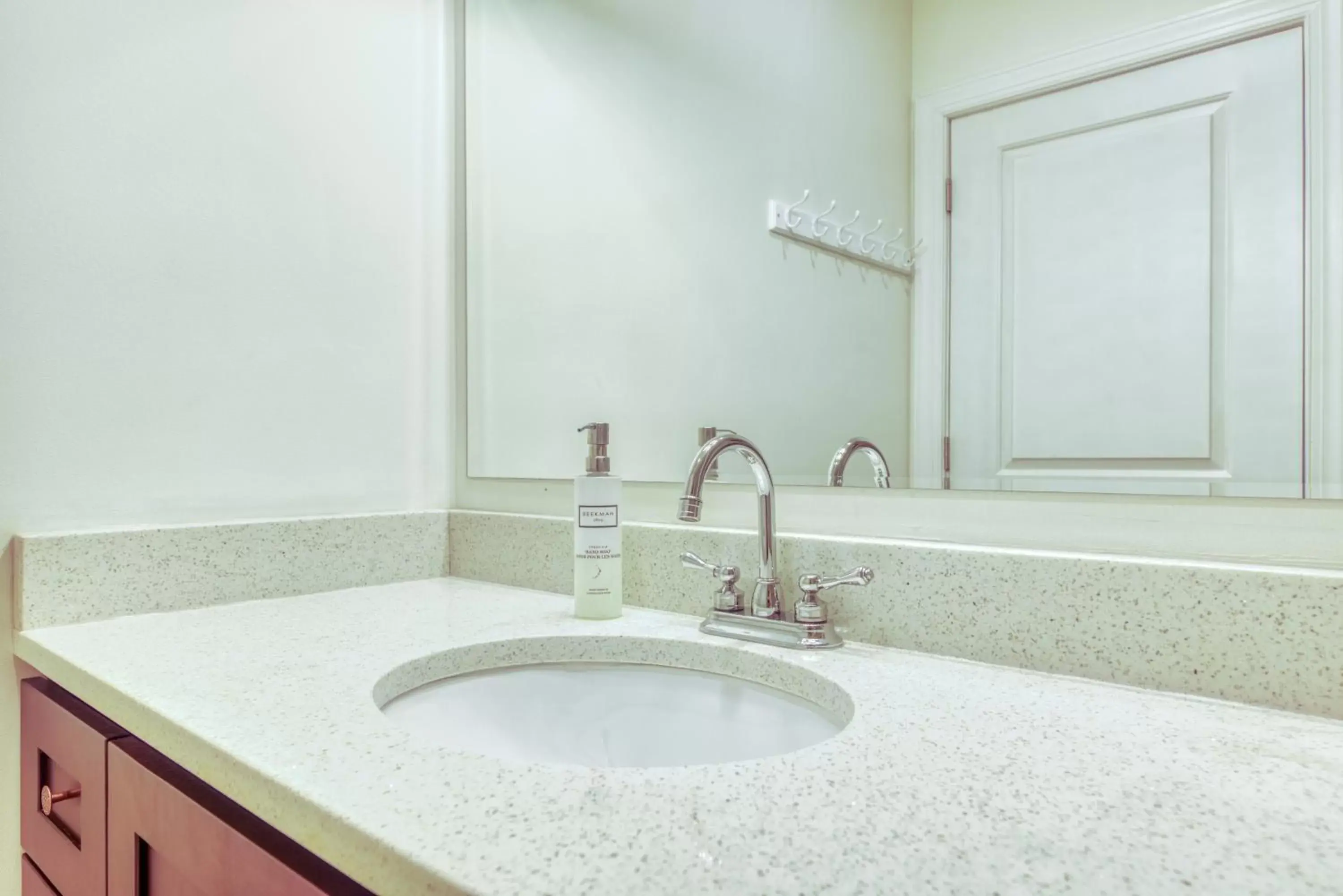 Bathroom in Sosuite at Independence Lofts - Callowhill