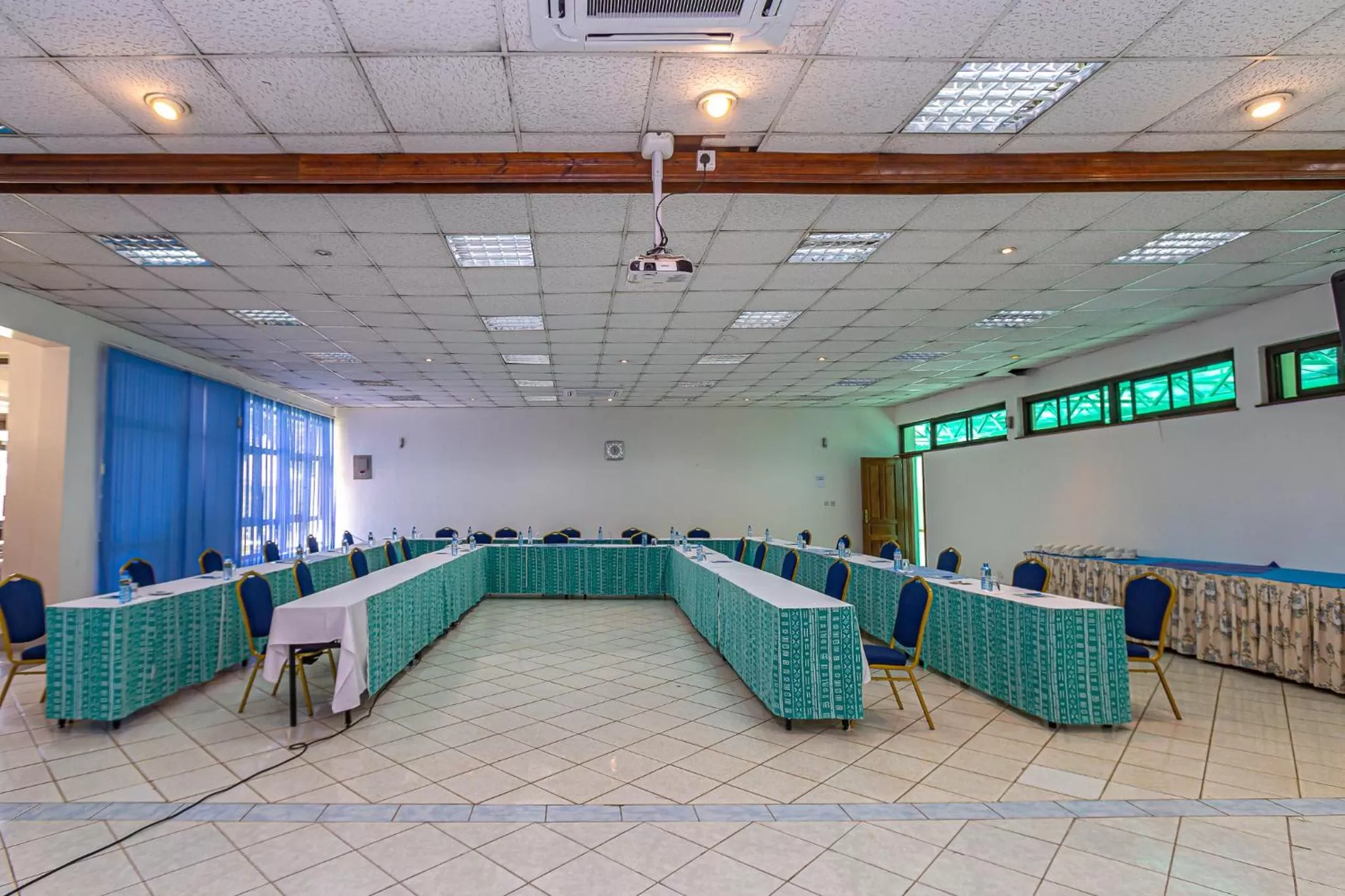 Business facilities in Desmond Tutu Conference Centre