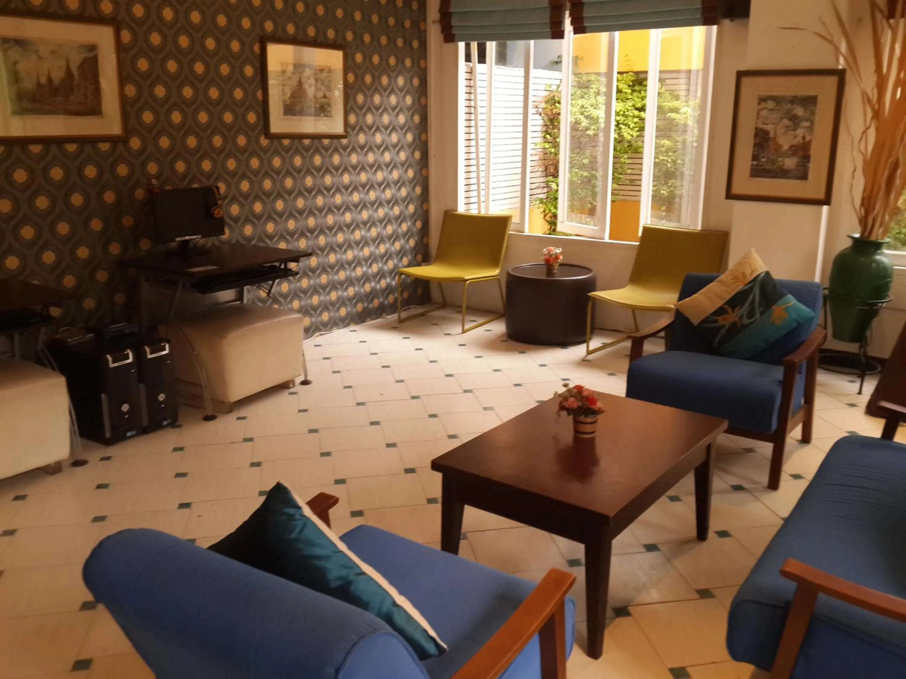 Lobby or reception in Sawasdee Sukhumvit Inn