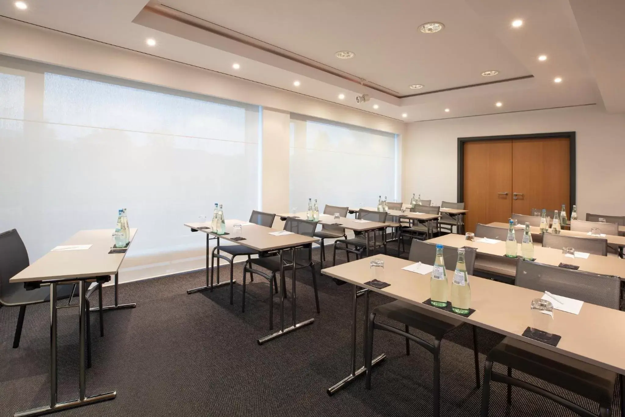 Meeting/conference room in Holiday Inn Munich - Leuchtenbergring, an IHG Hotel