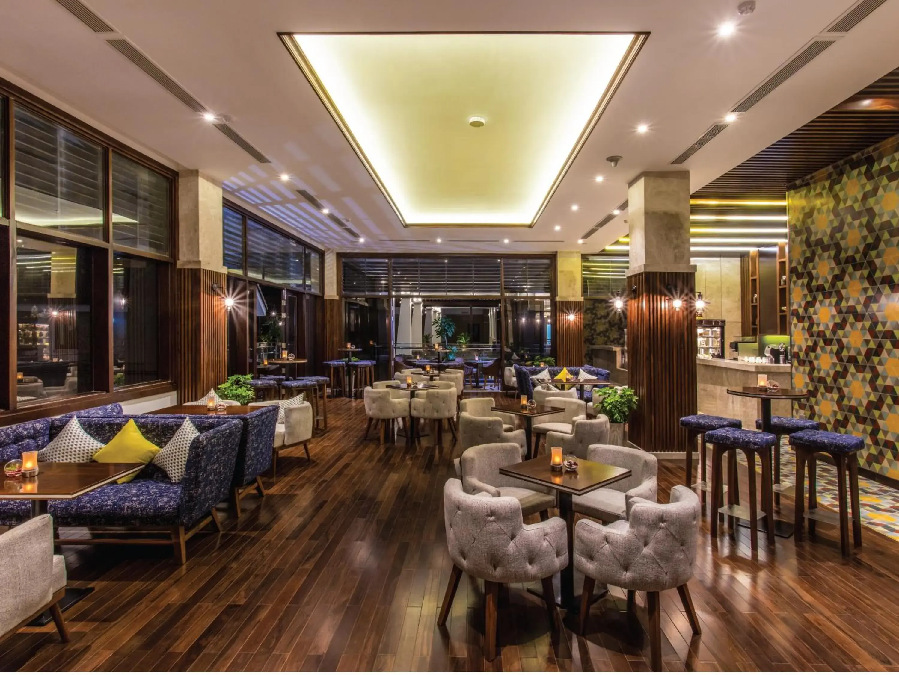 Restaurant/places to eat, Lounge/Bar in Duyen Ha Resort Cam Ranh