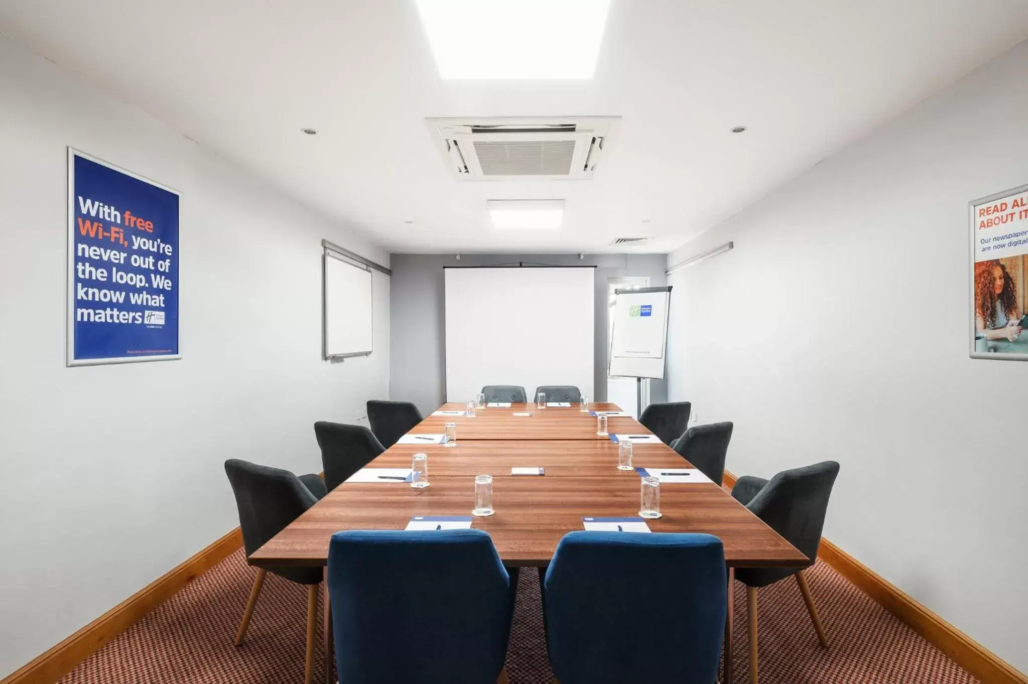 Meeting/conference room in Holiday Inn Express Braintree, an IHG Hotel