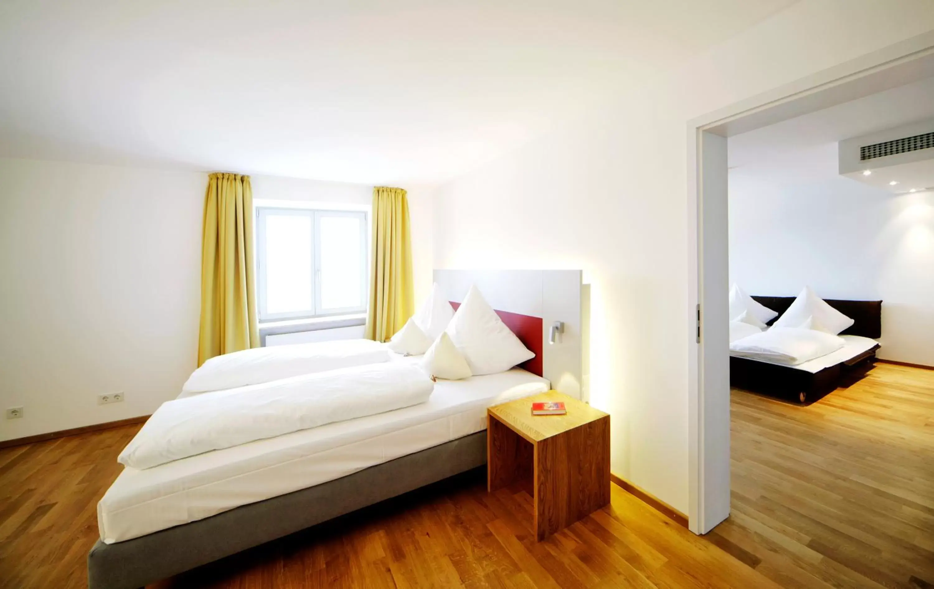 Photo of the whole room, Bed in AKZENT Brauerei Hotel Hirsch