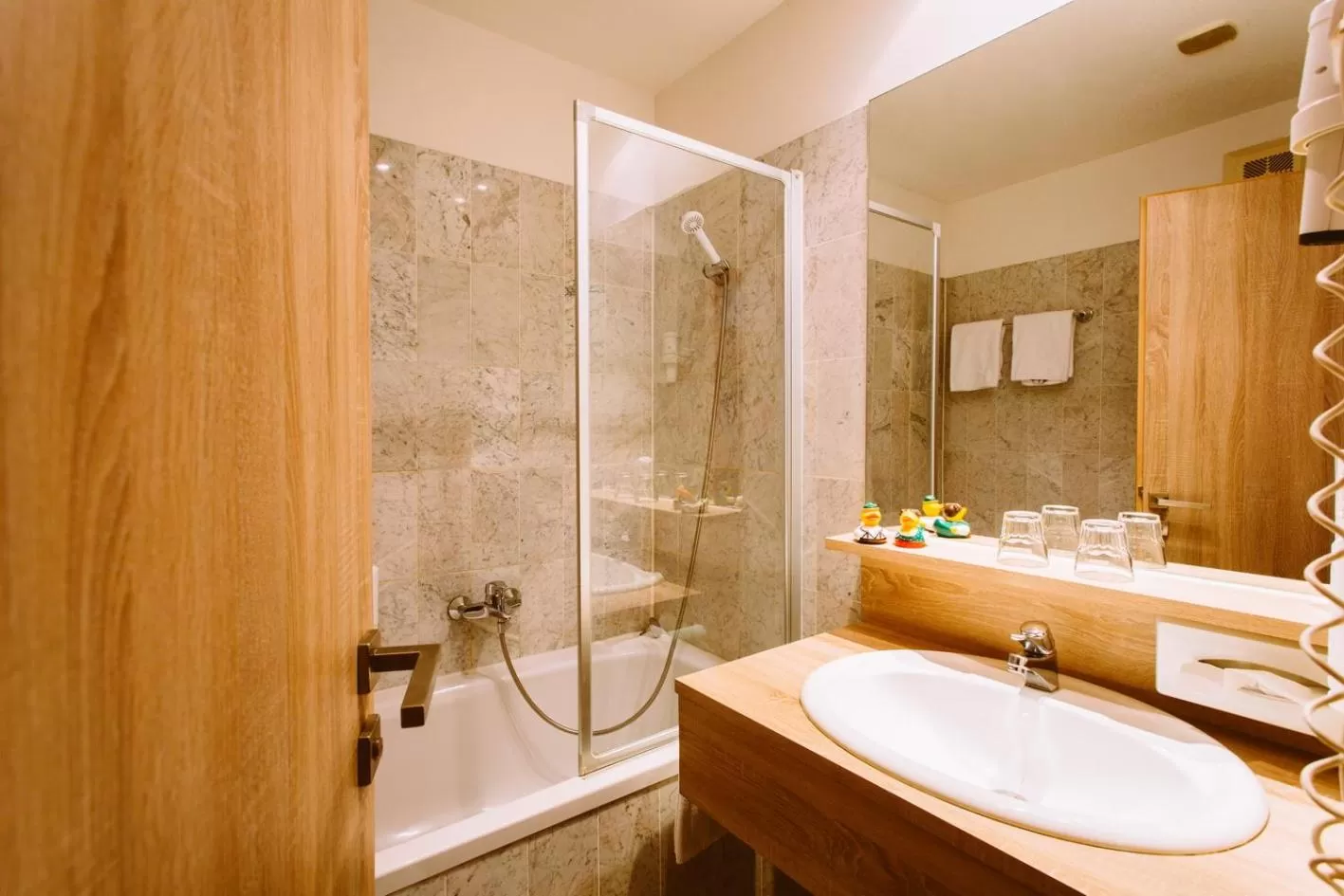 Shower in Hotel Kongress