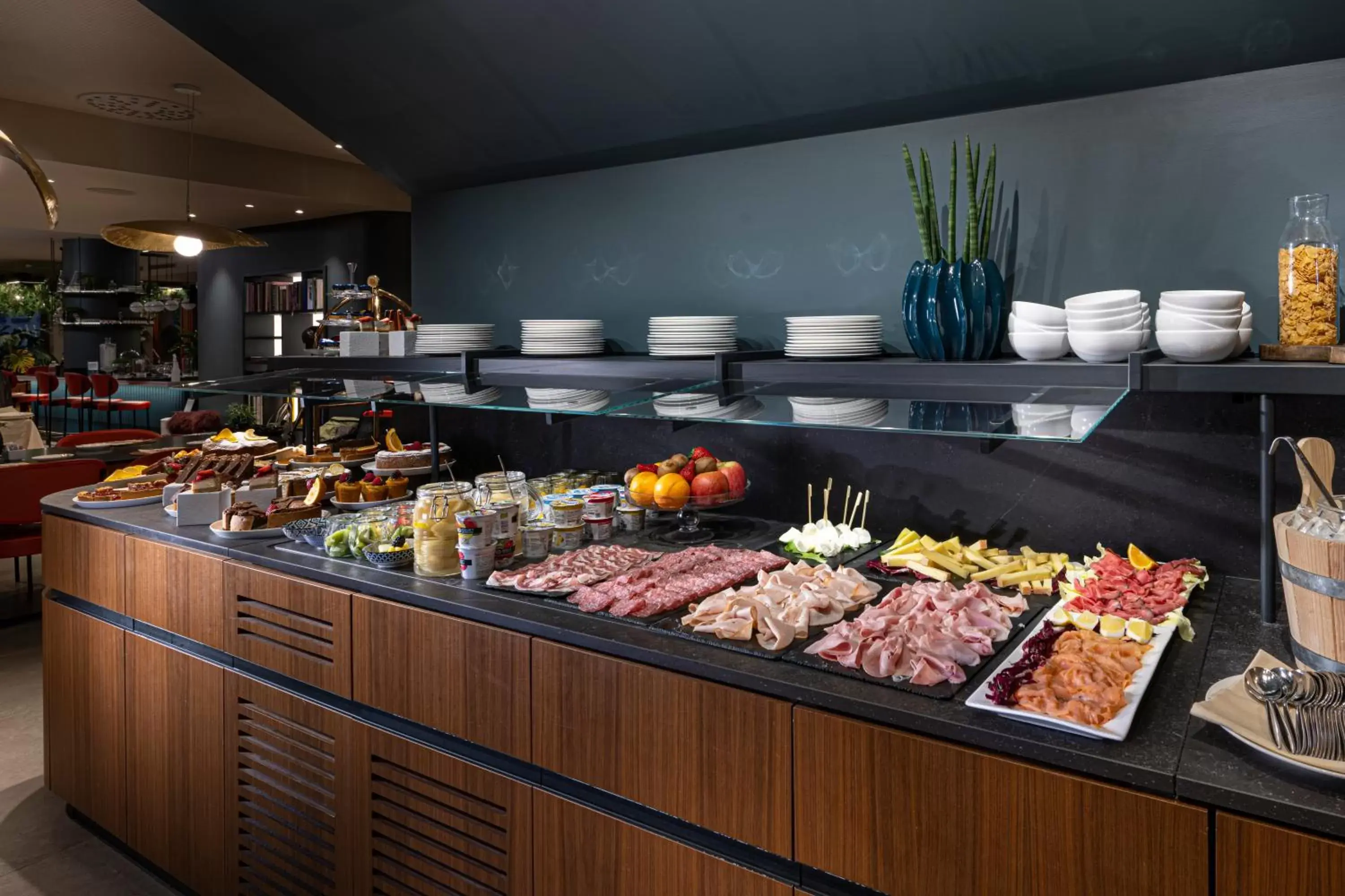 Food and drinks in LUGANODANTE Boutique & Lifestyle Hotel Food and drinks in LUGANODANTE Boutique & Lifestyle Hotel