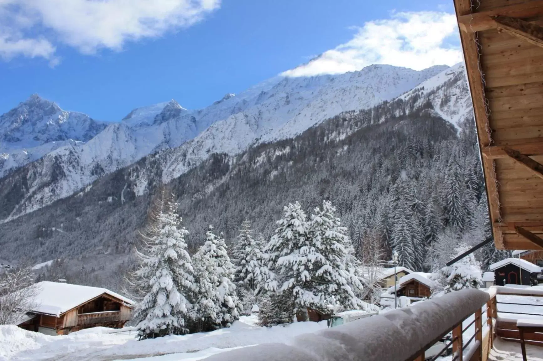 Mountain view, Winter in chalet des grands bois