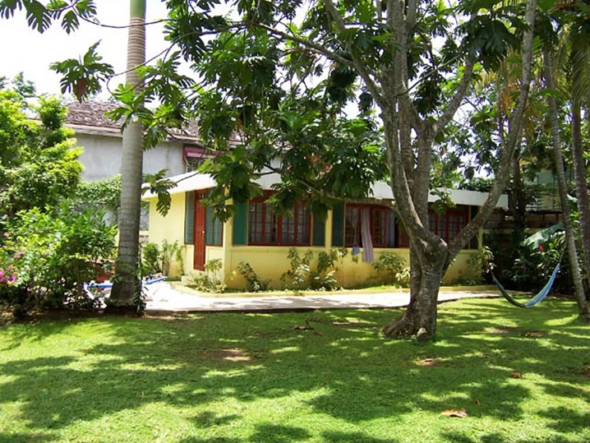 Garden, Property Building in Yellow Bird Sea