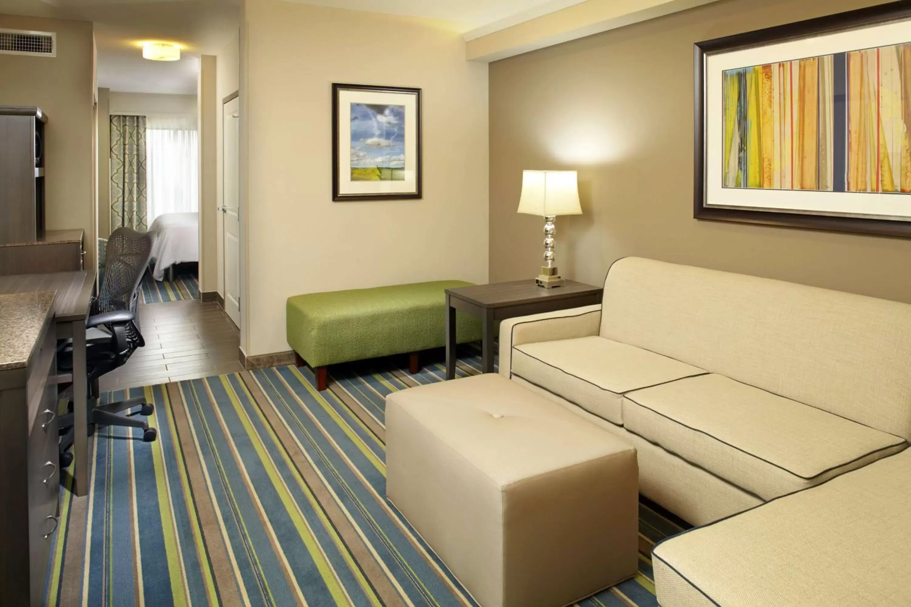 Bedroom, Seating Area in Hilton Garden Inn Texarkana