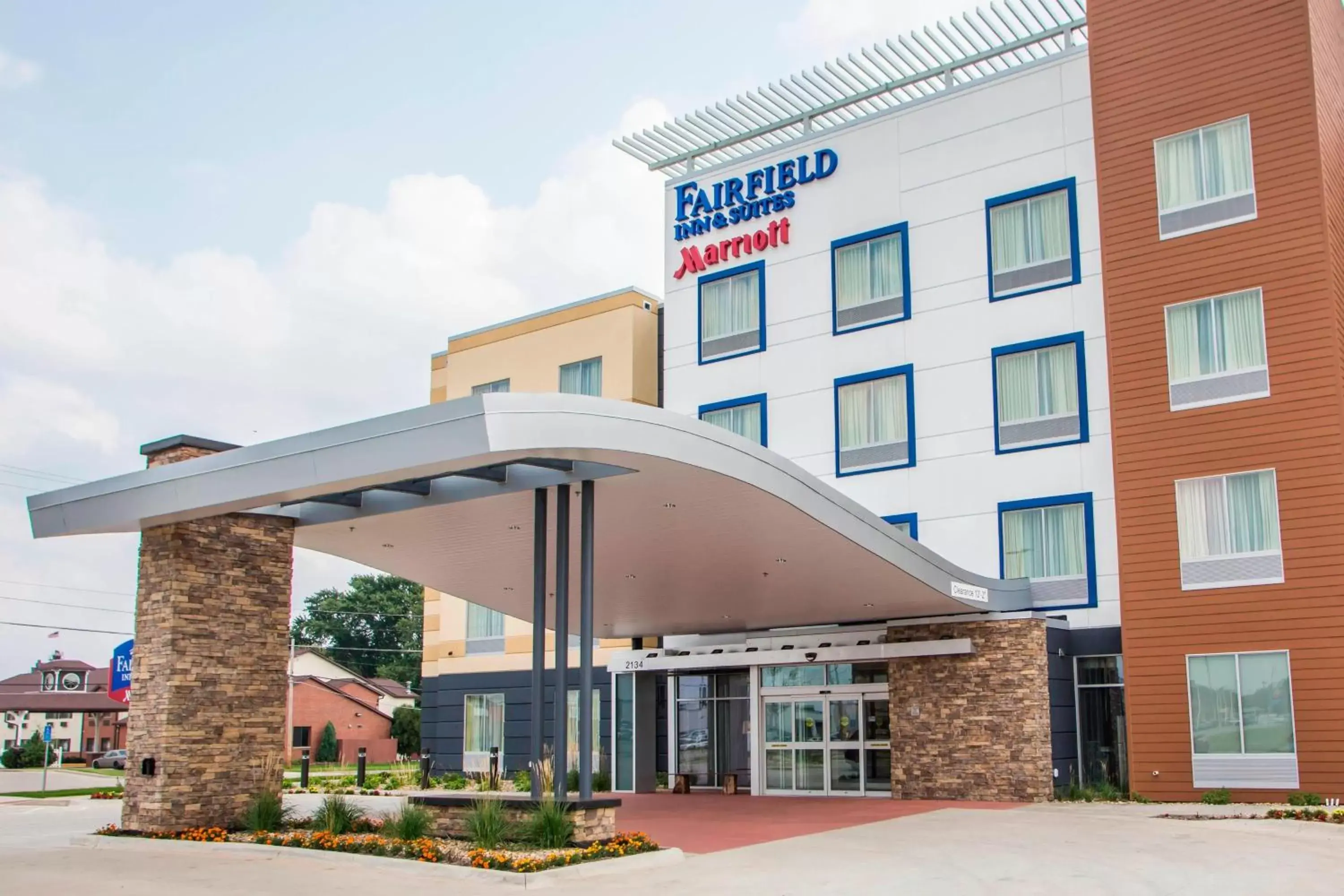 Property Building in Fairfield Inn & Suites by Marriott Waterloo Cedar Falls