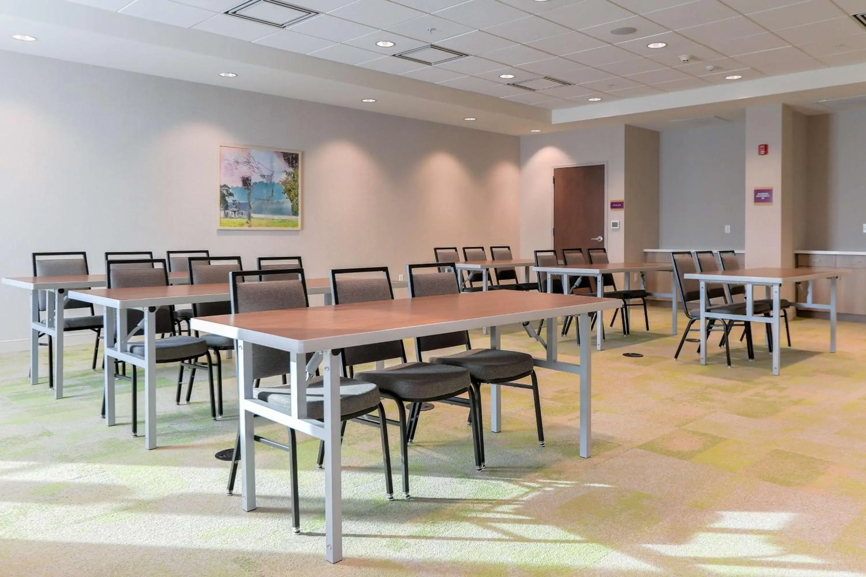 Meeting/conference room in Home2 Suites By Hilton Alcoa Knoxville Airport