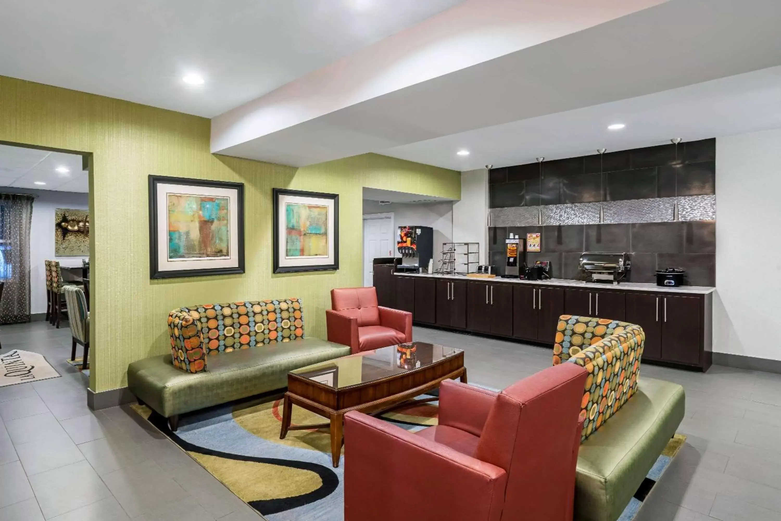 Lobby or reception in La Quinta by Wyndham Lebanon Lobby or reception in La Quinta by Wyndham Lebanon
