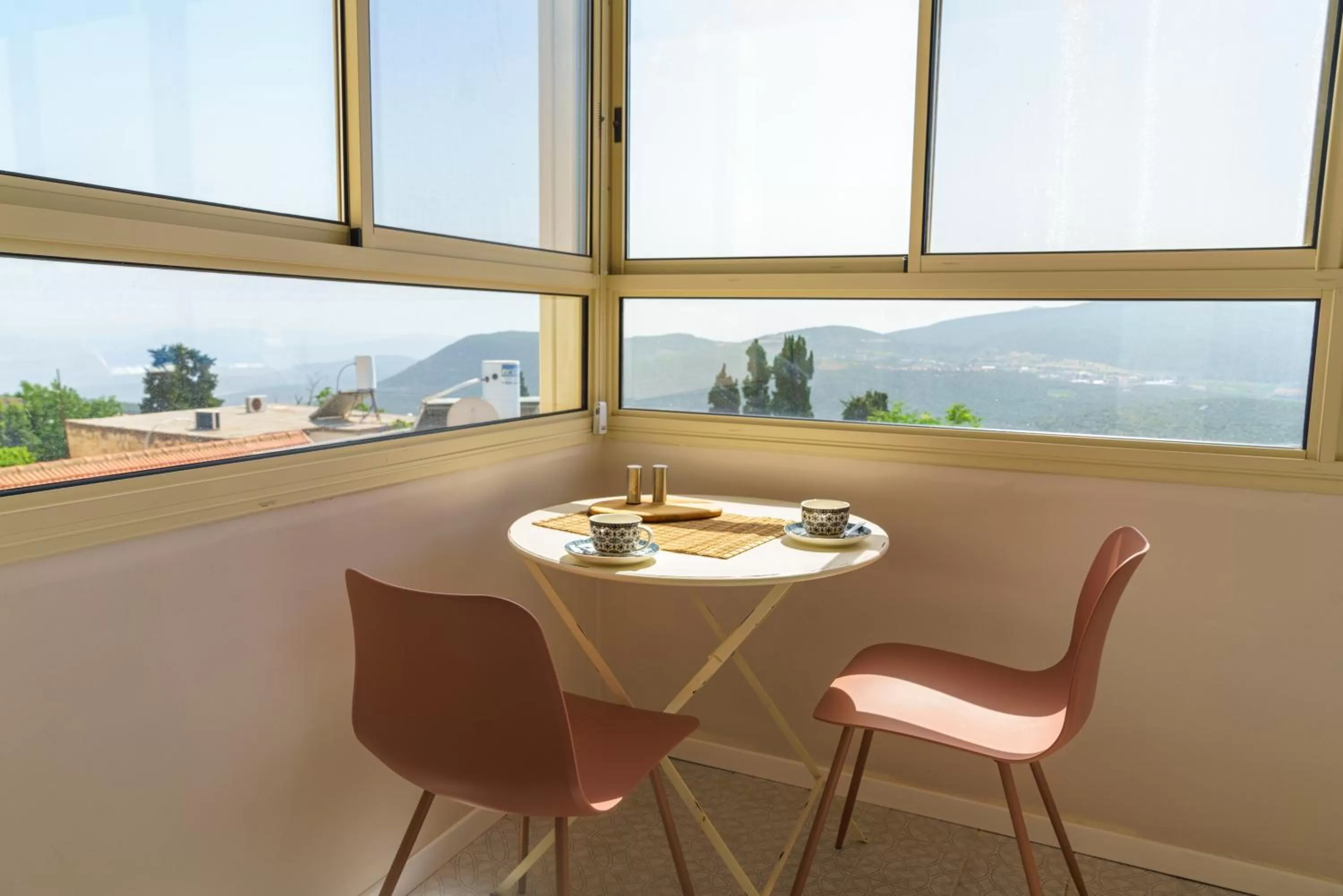 Day in The Way Inn - Boutique Suites