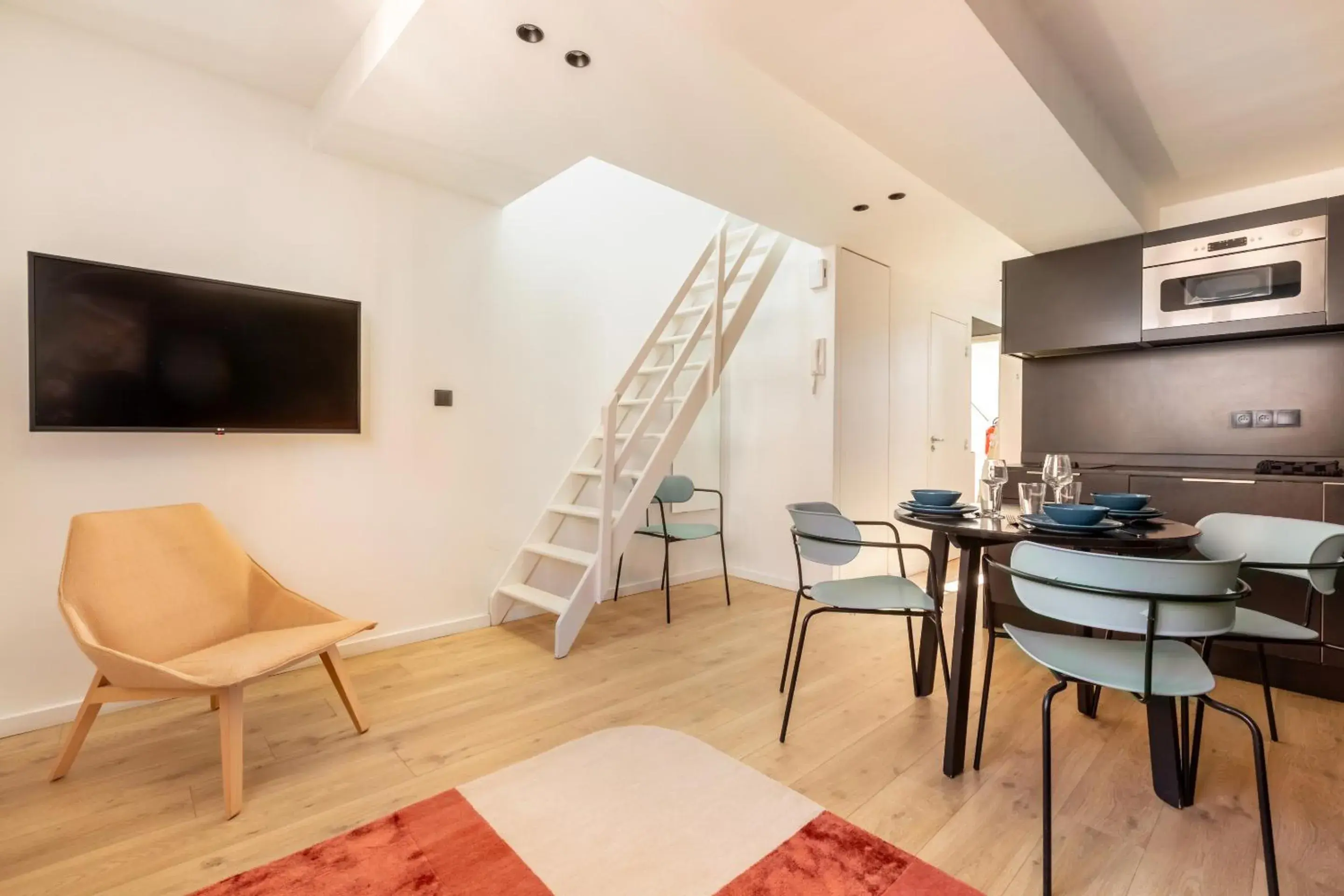 Living room, Dining Area in Le Chat Qui Dort - Vieux Lille II