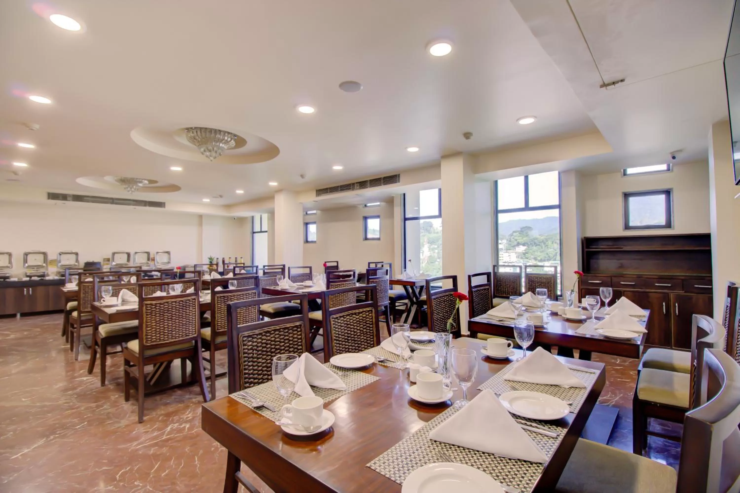 Restaurant/places to eat in Cygnett Inn Trendz