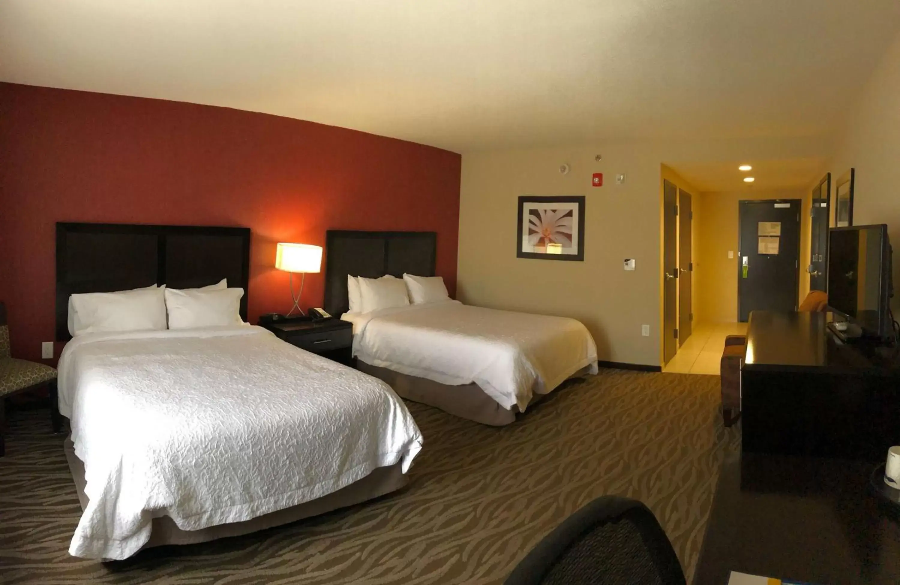 Bedroom, Bed in Hampton Inn Augusta/Gordon Highway