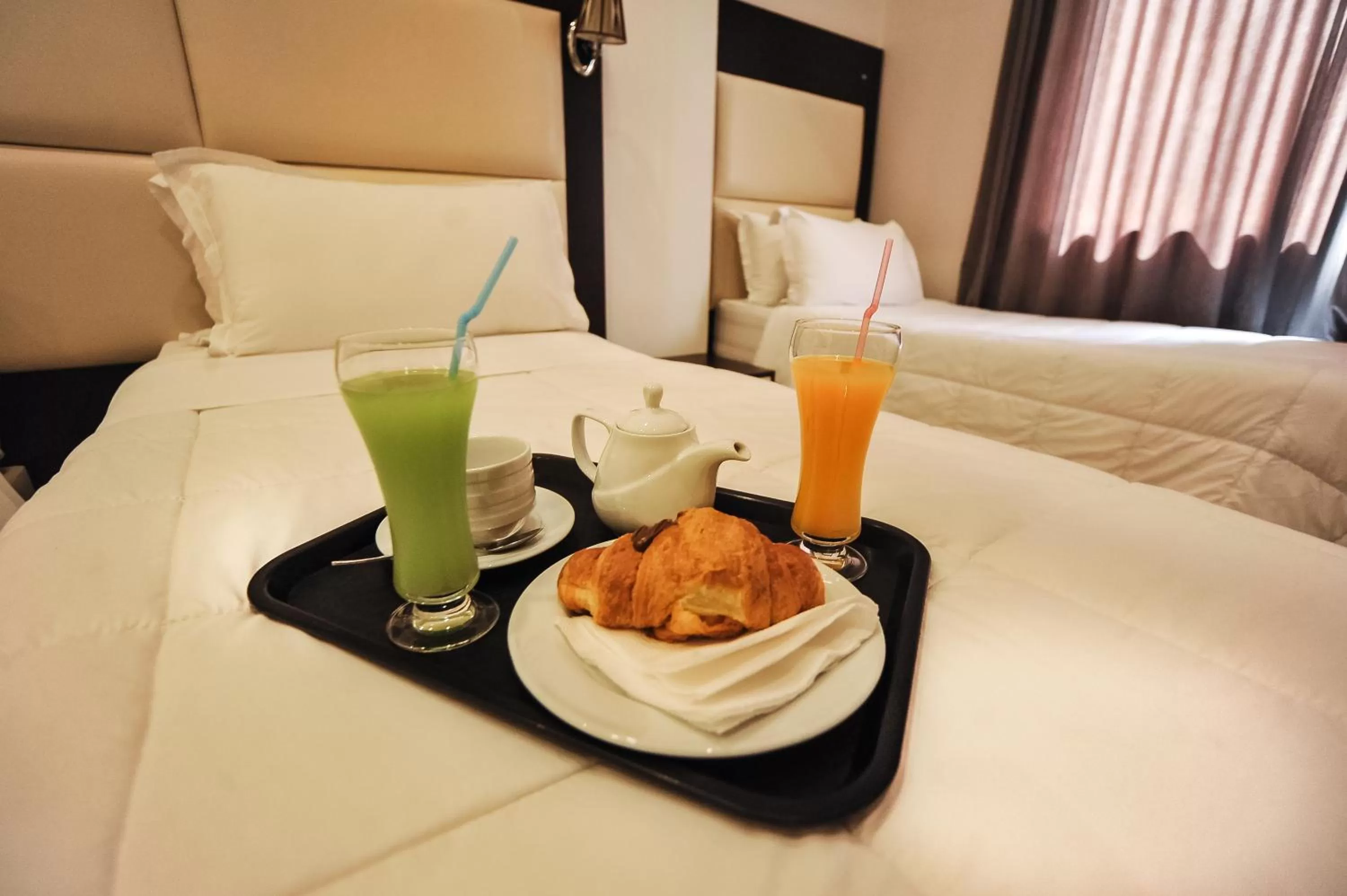 Breakfast, Bed in Hotel Vila e Arte City Center