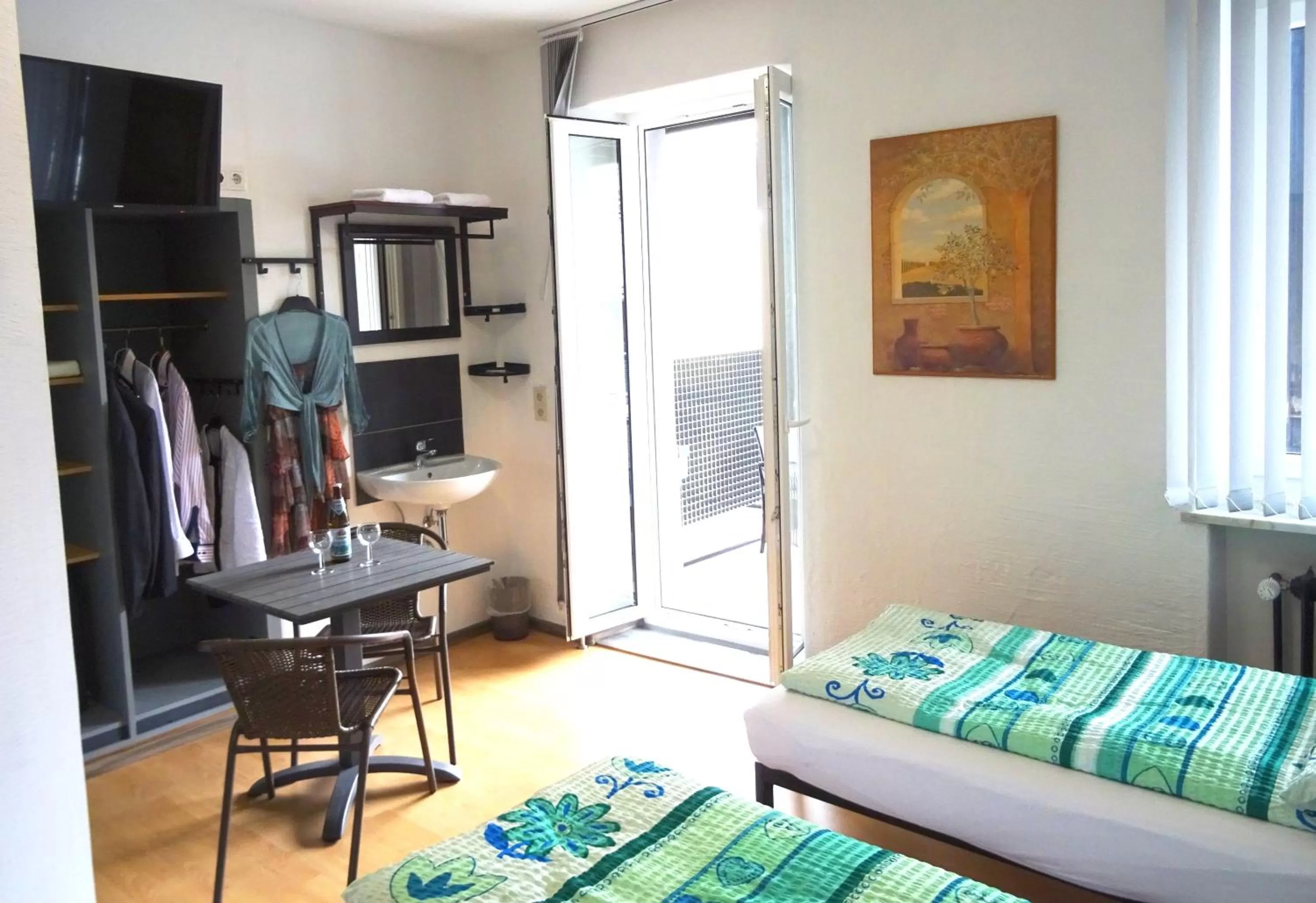 Balcony/Terrace, Bed in Eventhotel Ö - Cappuccino