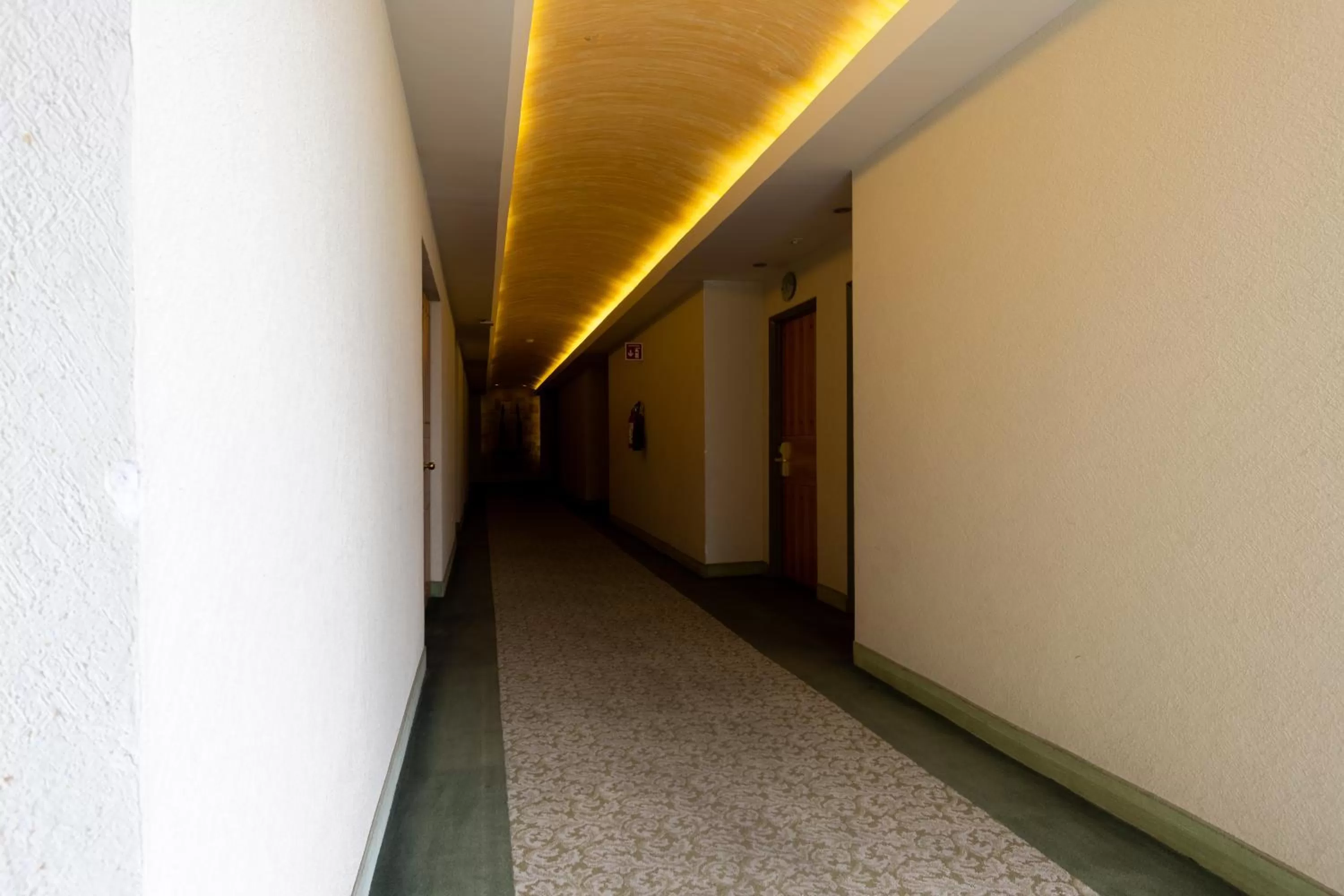 Decorative detail in Hotel Flamingo Inn