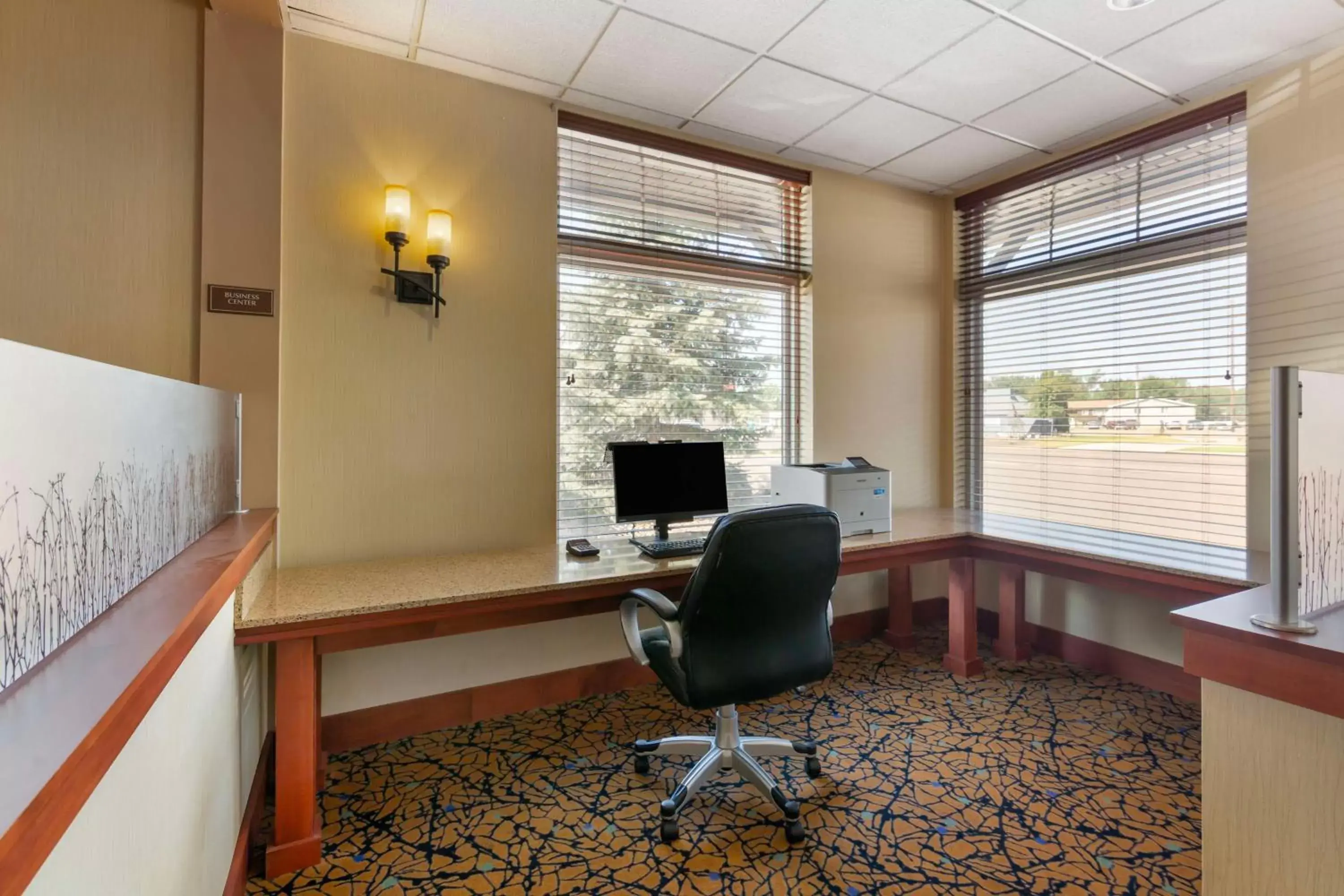 Business facilities in Best Western Golden Prairie Inn and Suites