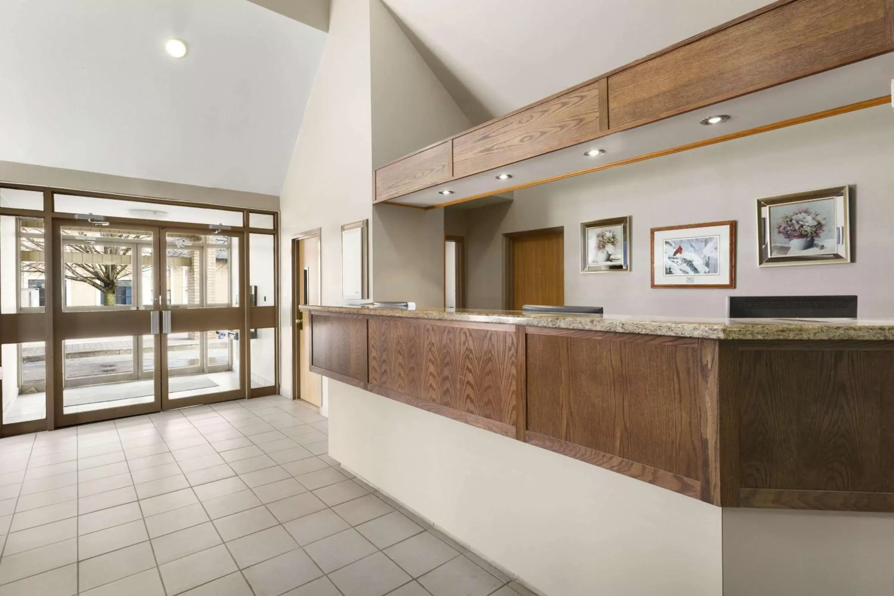 Lobby or reception, Lobby/Reception in Travelodge by Wyndham Brockville