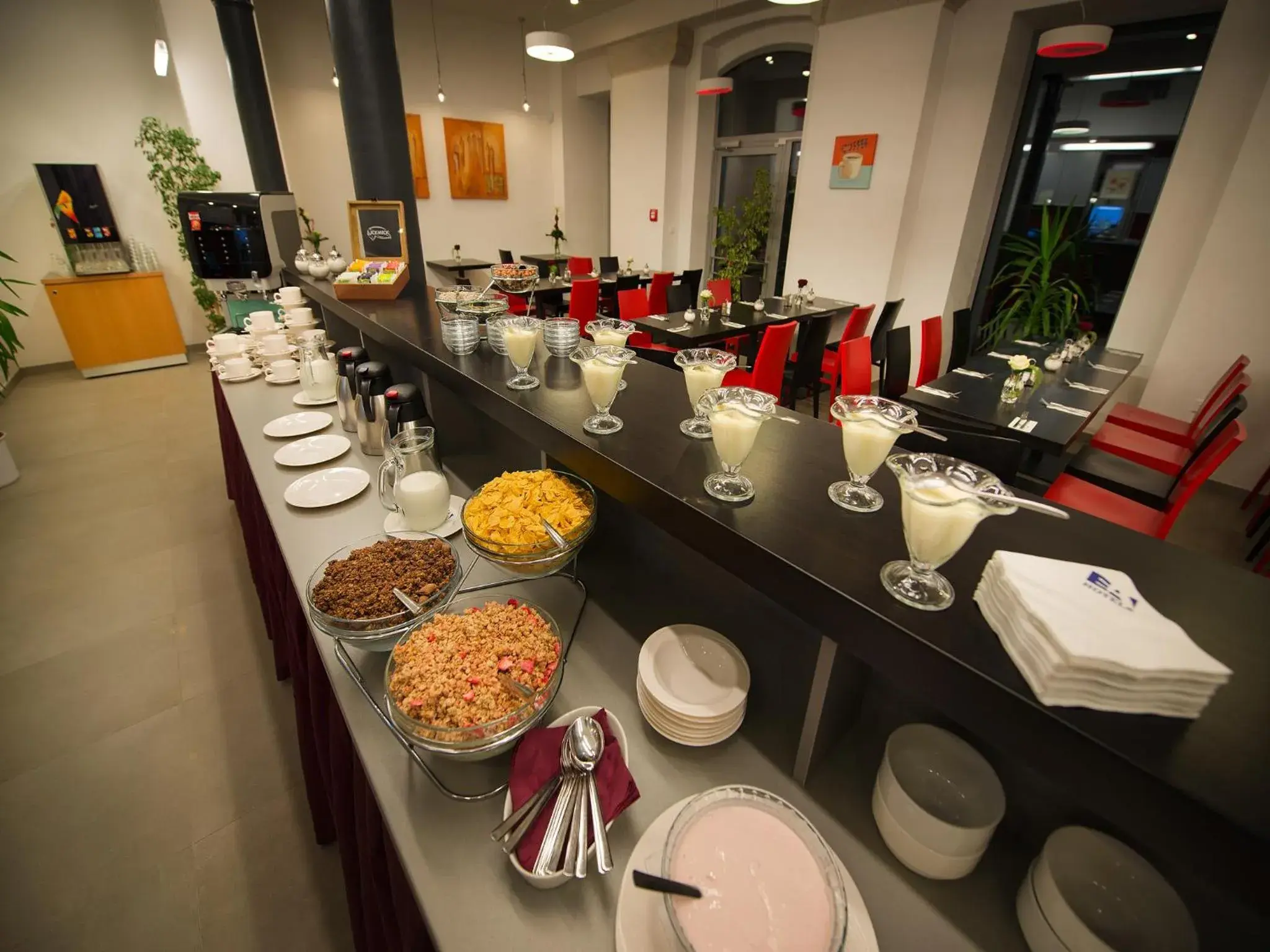 Buffet breakfast, Restaurant/Places to Eat in EA Business Hotel Jihlava