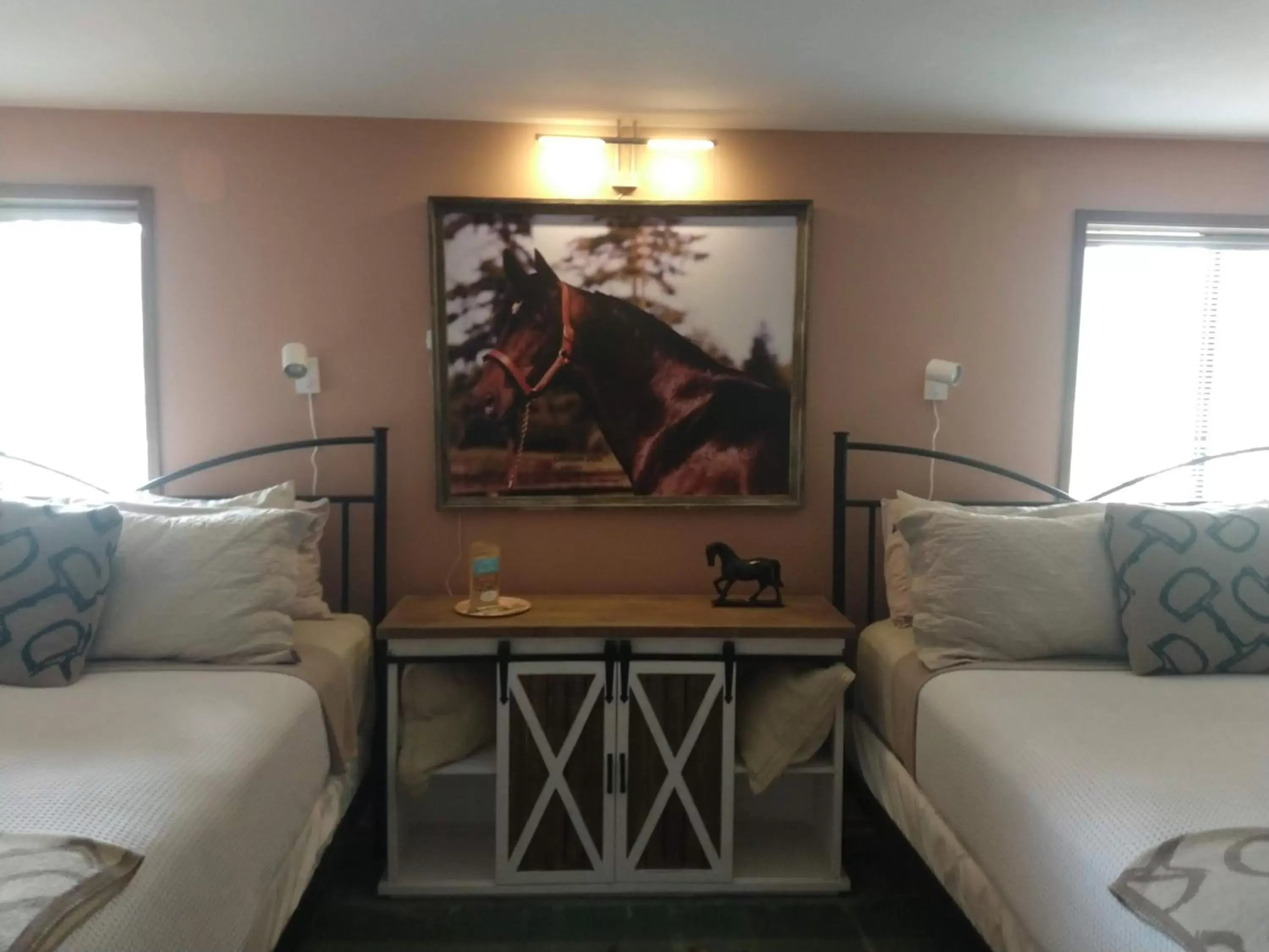 Bedroom, Seating Area in Wildwood Farm Bed & Breakfast