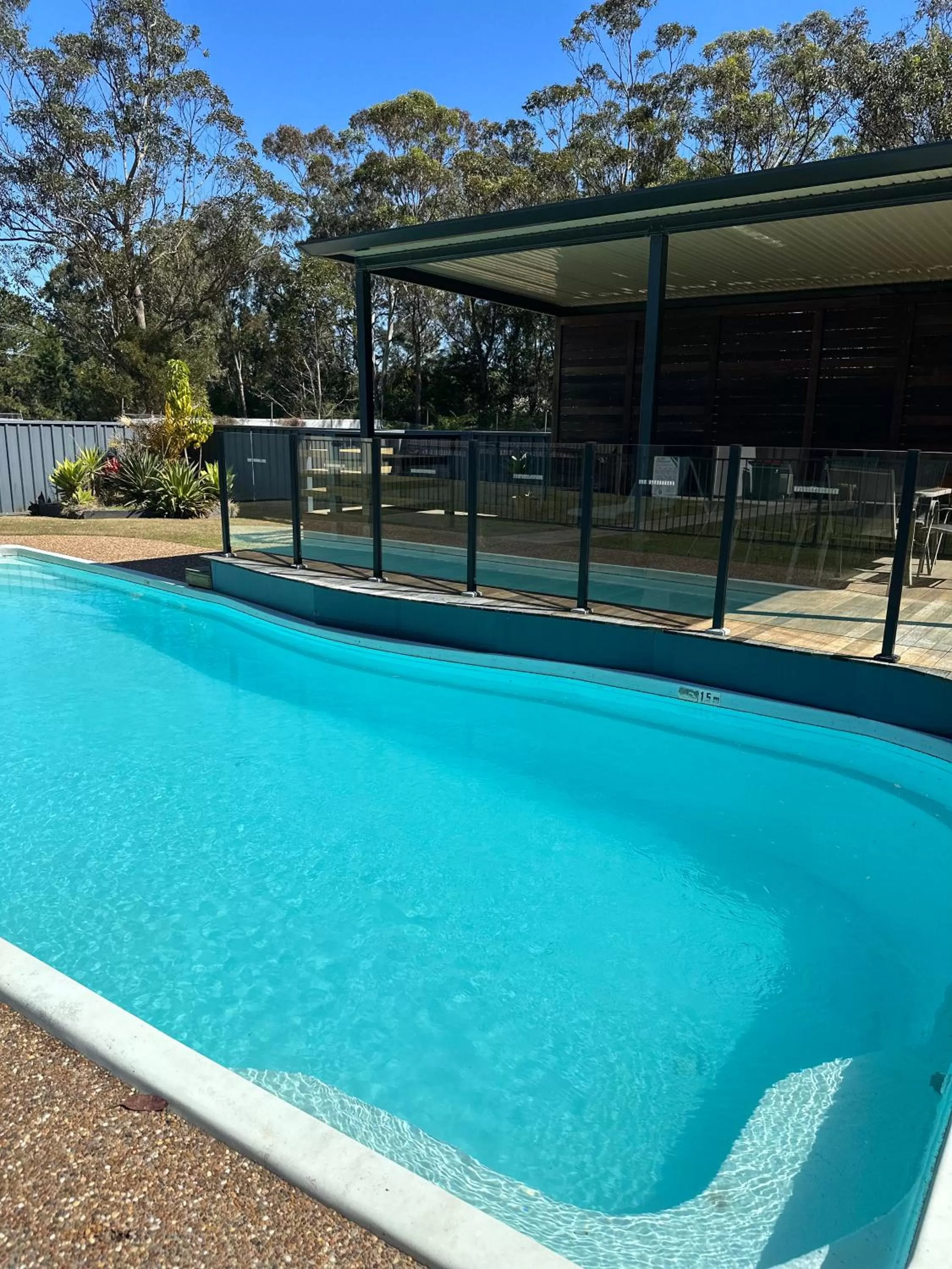 Swimming pool in Bull and Bush Hotel