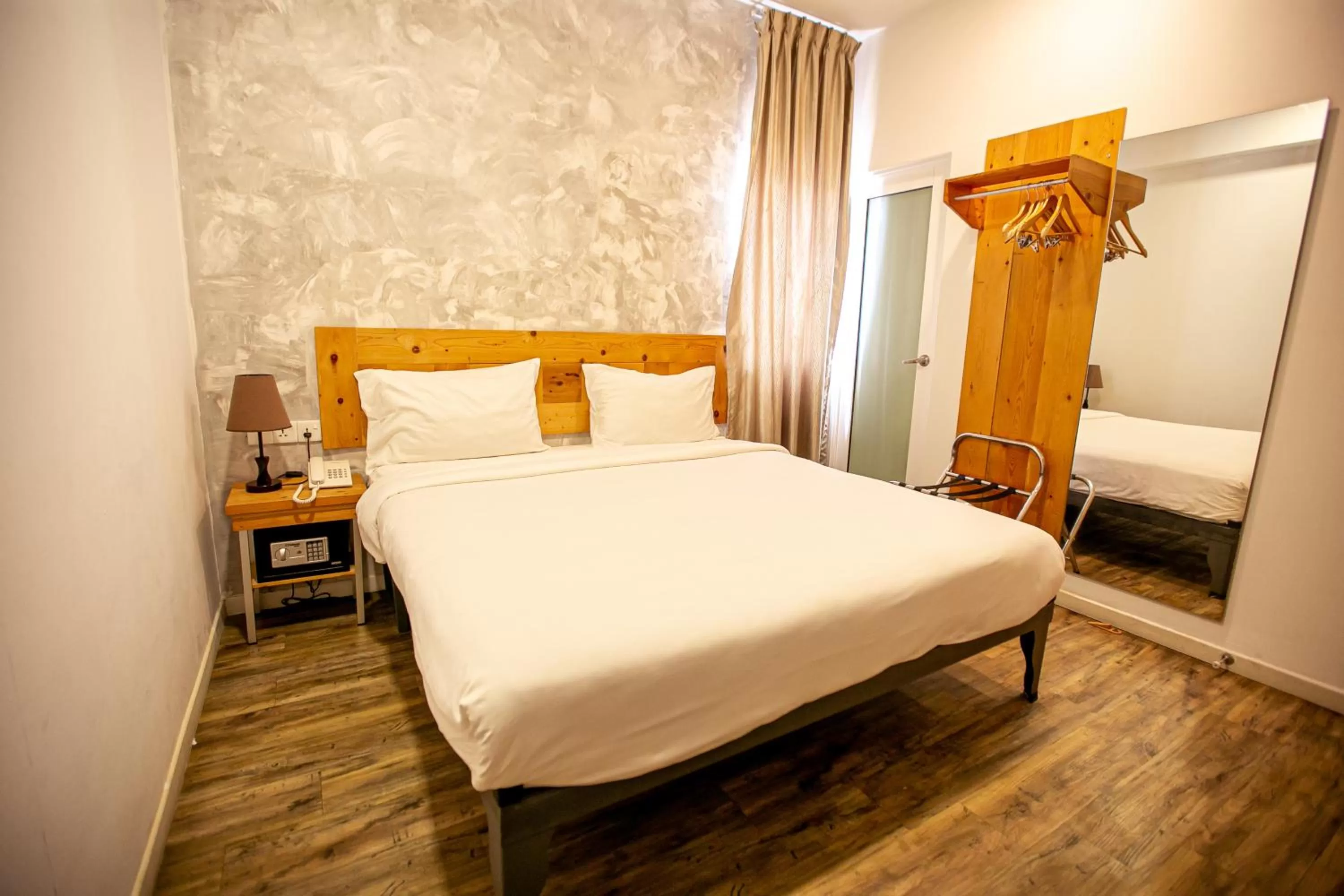 Bedroom, Bed in Chulia Mansion