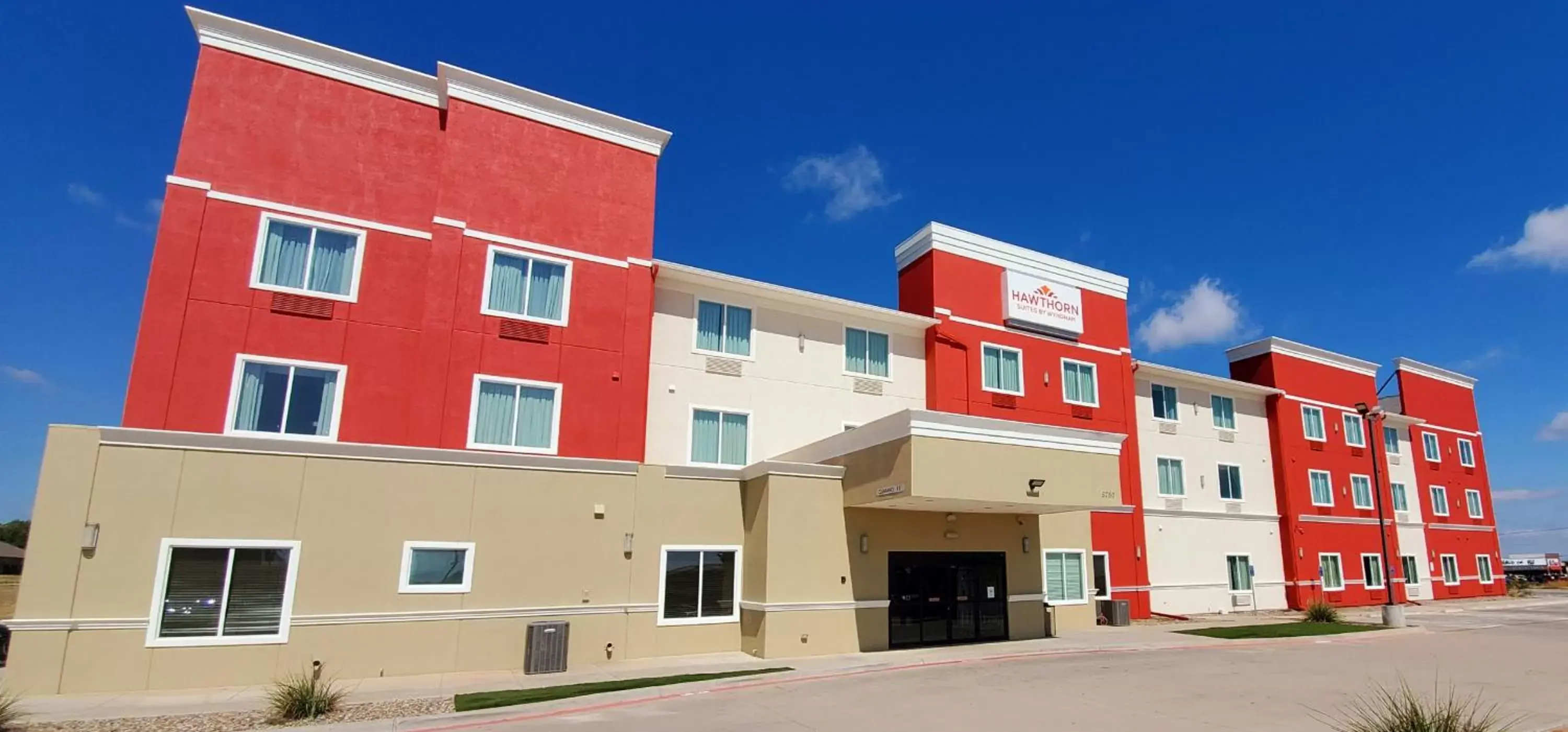 Property Building in Hawthorn Suites by Wyndham San Angelo