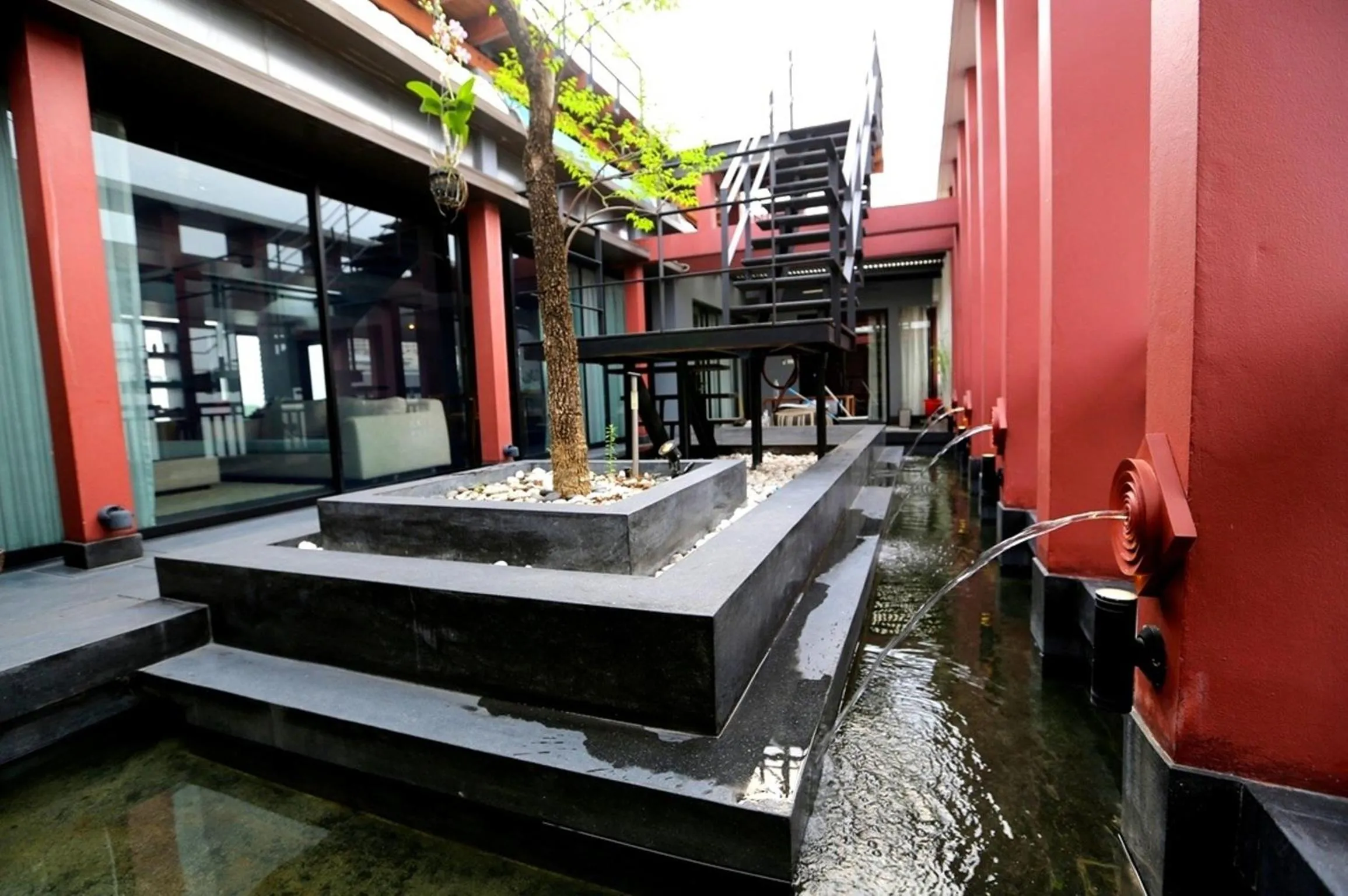 Balcony/Terrace in Loogchoob Homestay