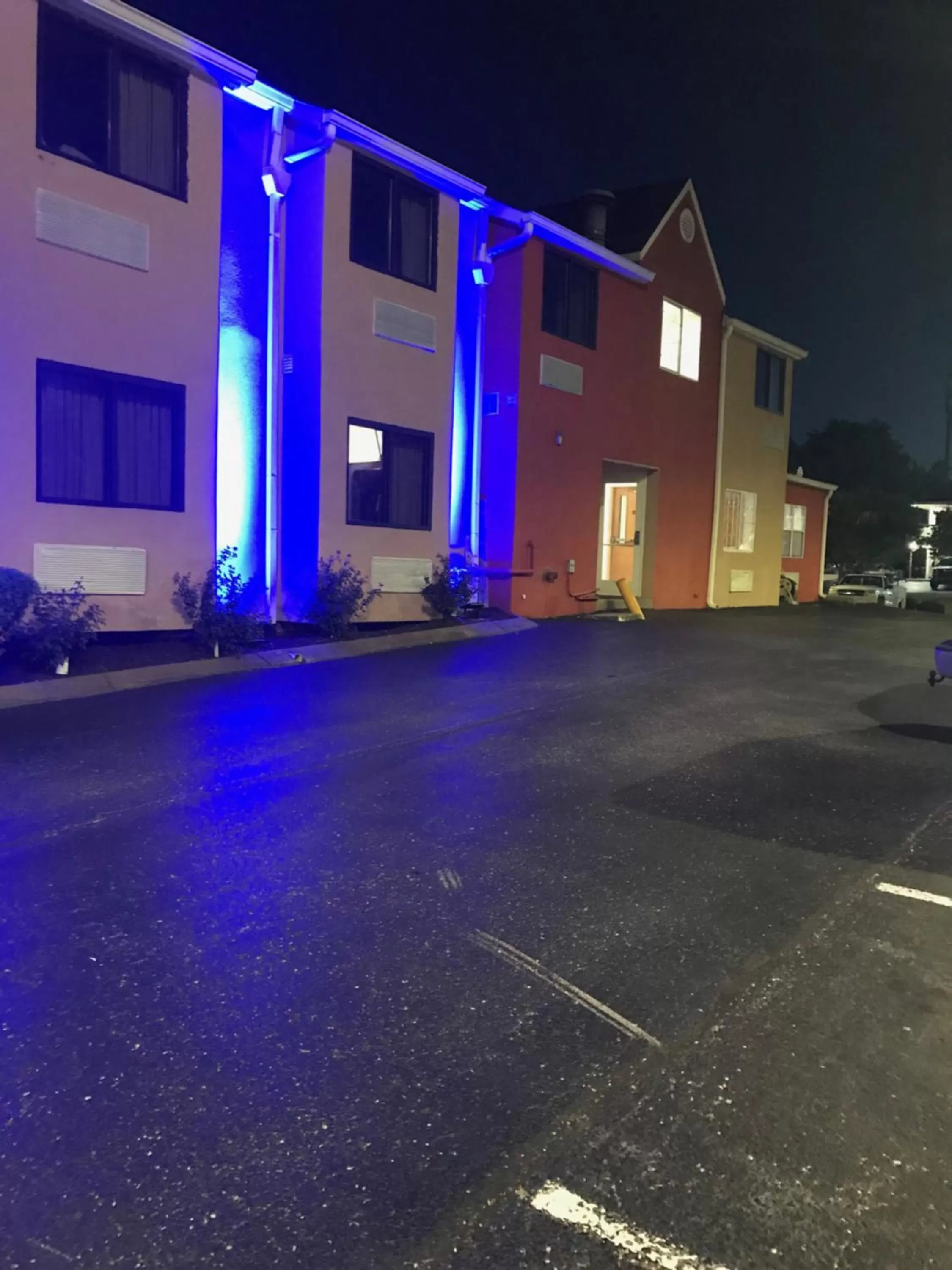 Facade/entrance in Microtel Inn by Wyndham - Murfreesboro