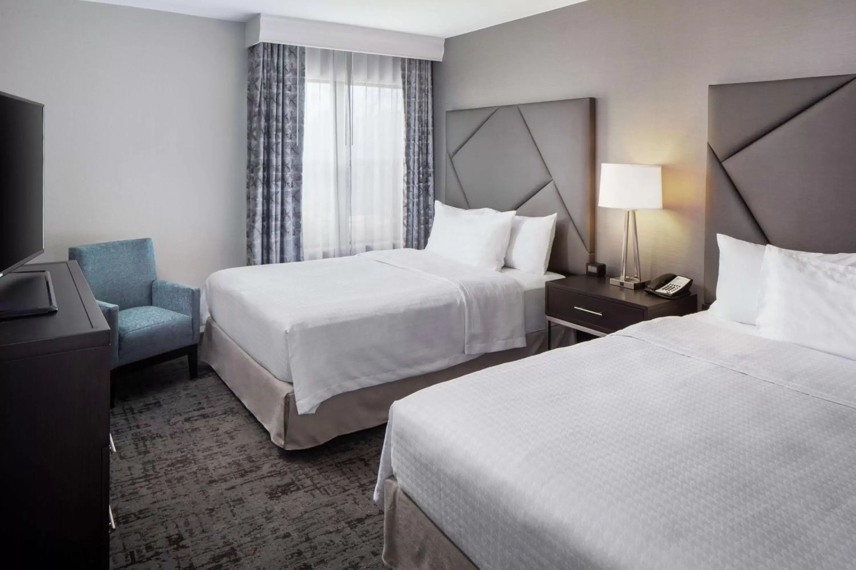 Bed in Homewood Suites by Hilton Atlanta - Buckhead