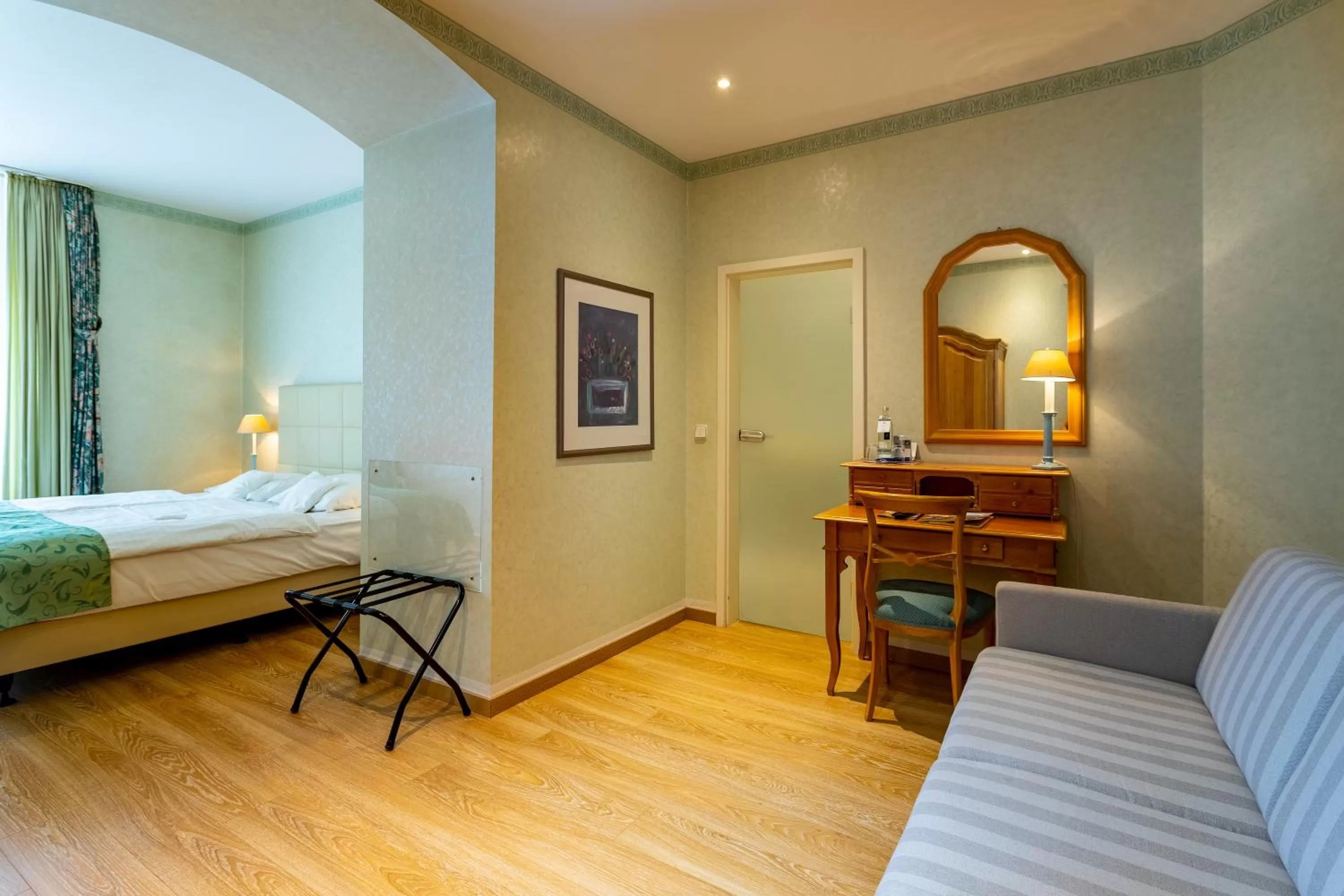 Bedroom, Bed in Hotel Am Mühlenteich