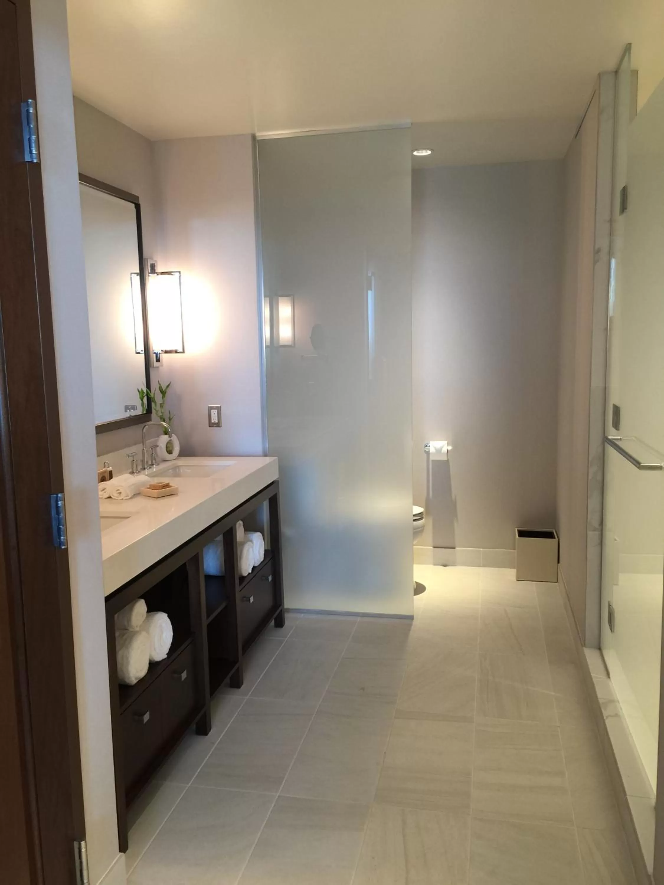 Toilet in Parkwest Bicycle Casino