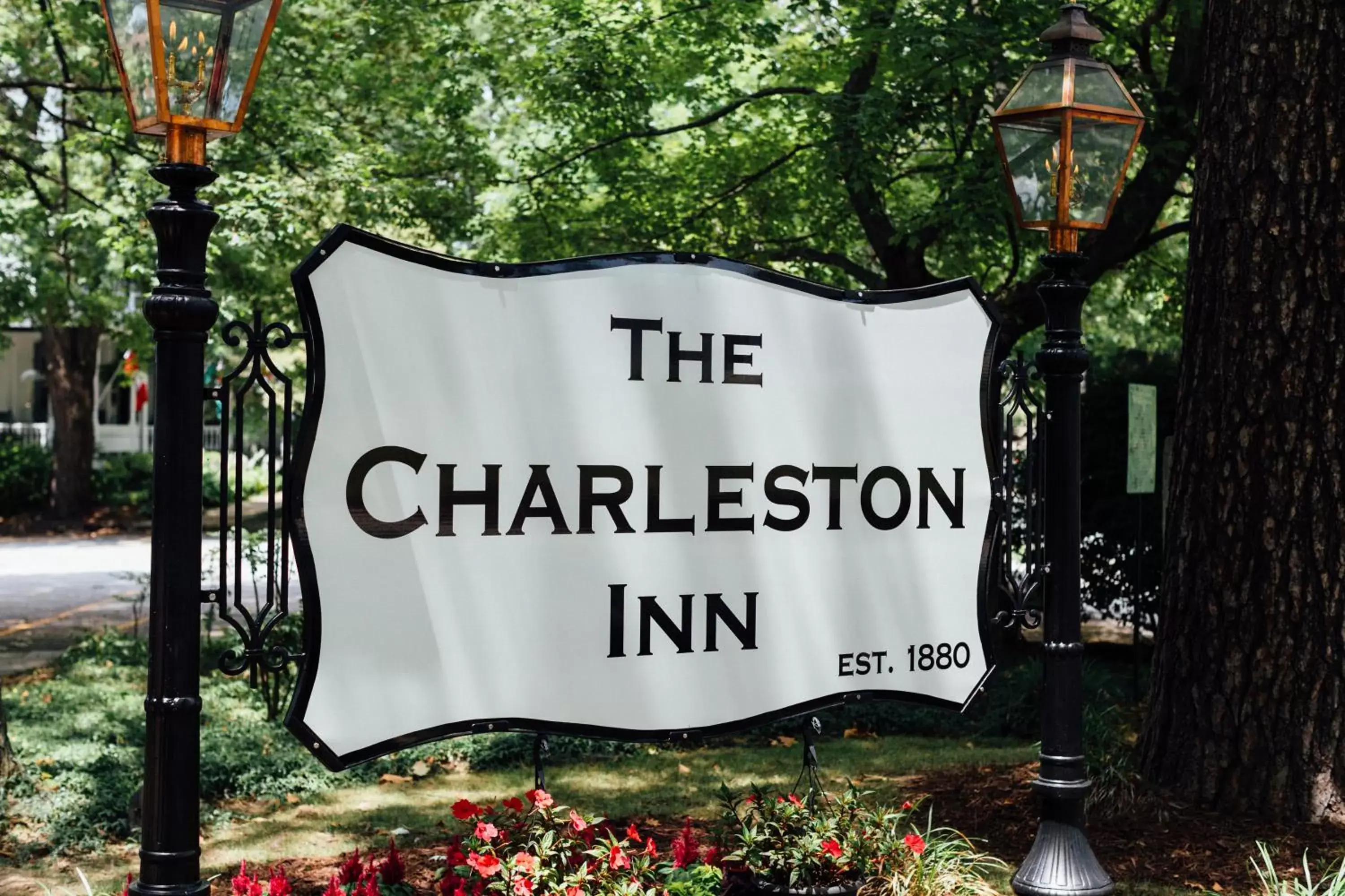 Street view, Property Logo/Sign in The Charleston Inn