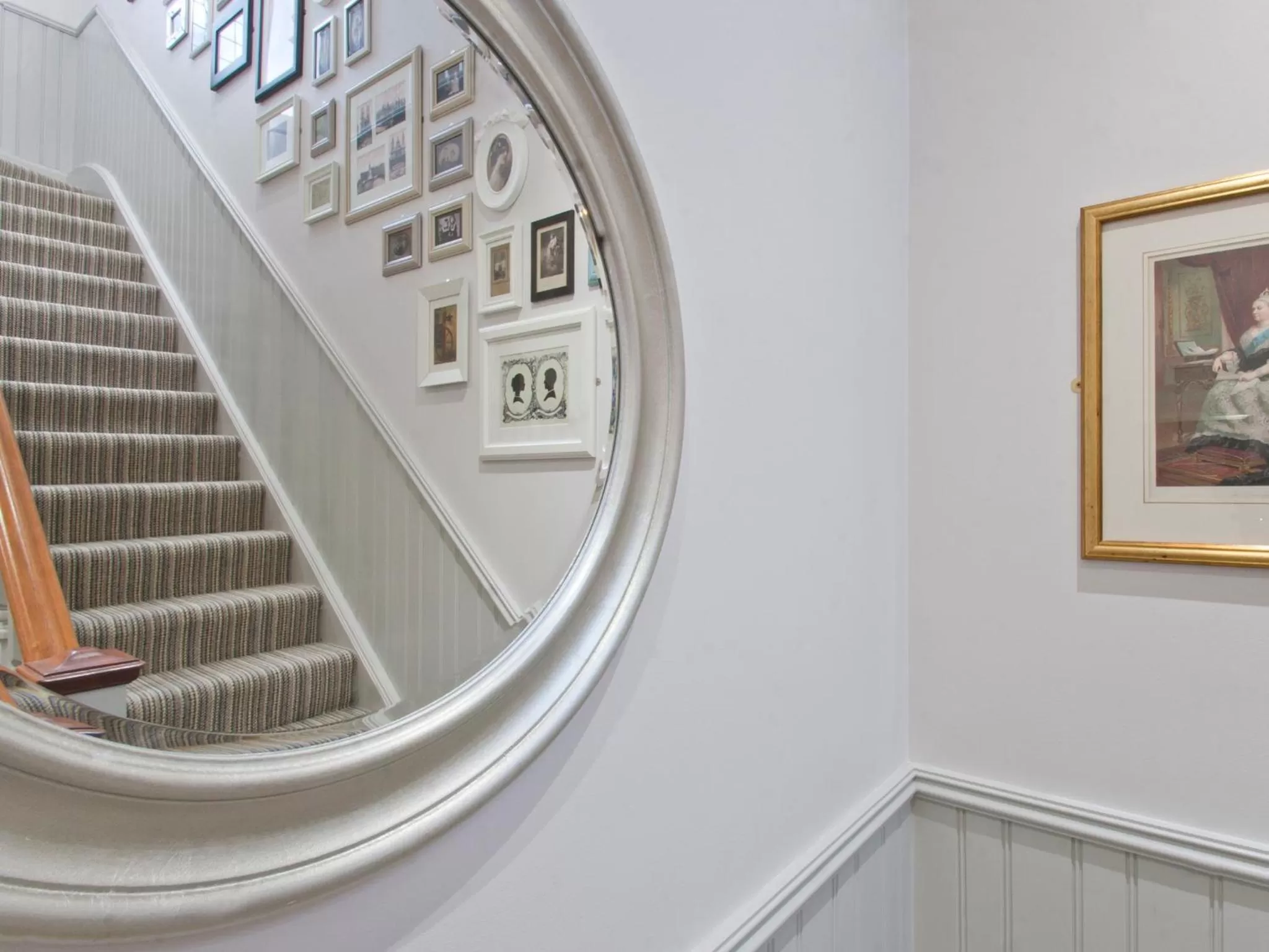 Lobby or reception in W12 Rooms