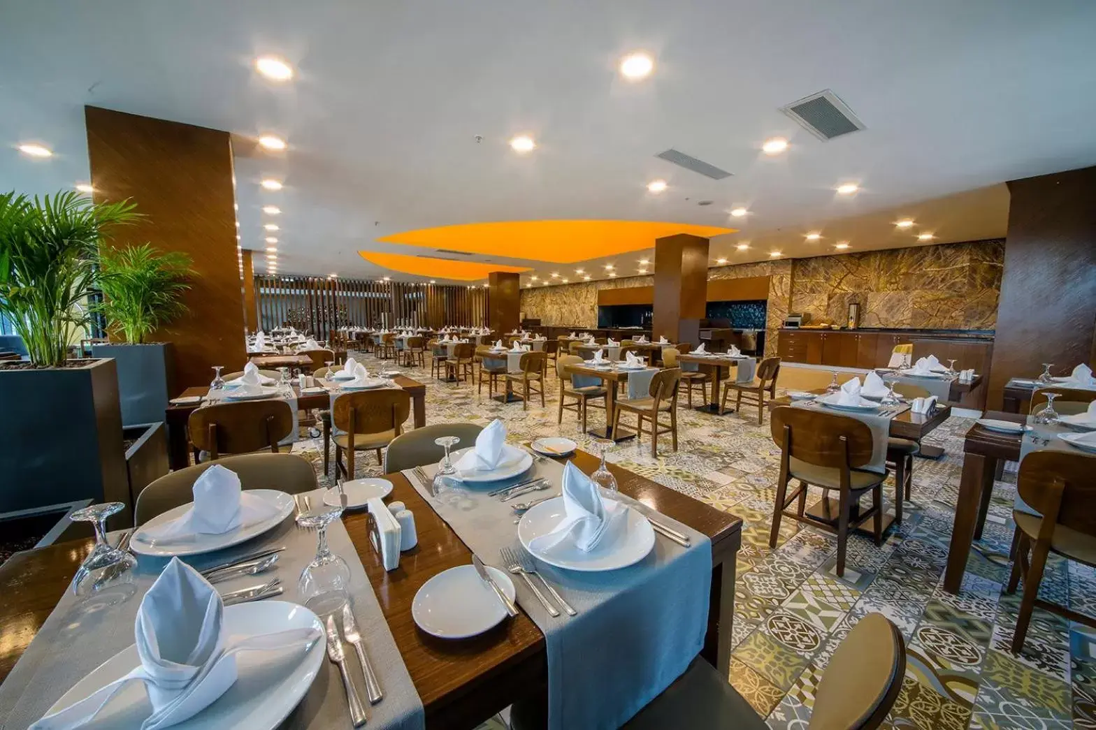 Restaurant/places to eat in Ramada Plaza by Wyndham Samsun Restaurant/places to eat in Ramada Plaza by Wyndham Samsun