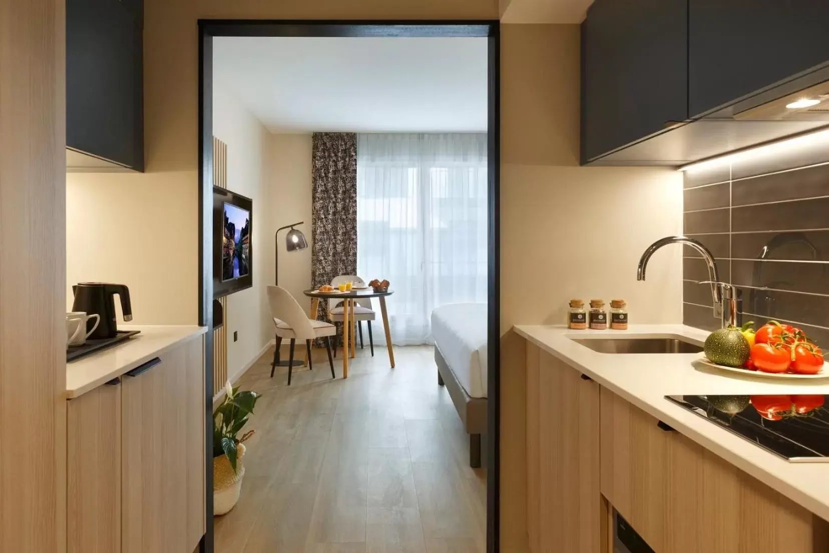 Kitchen or kitchenette, Kitchen/Kitchenette in Citadines Eurometropole Strasbourg