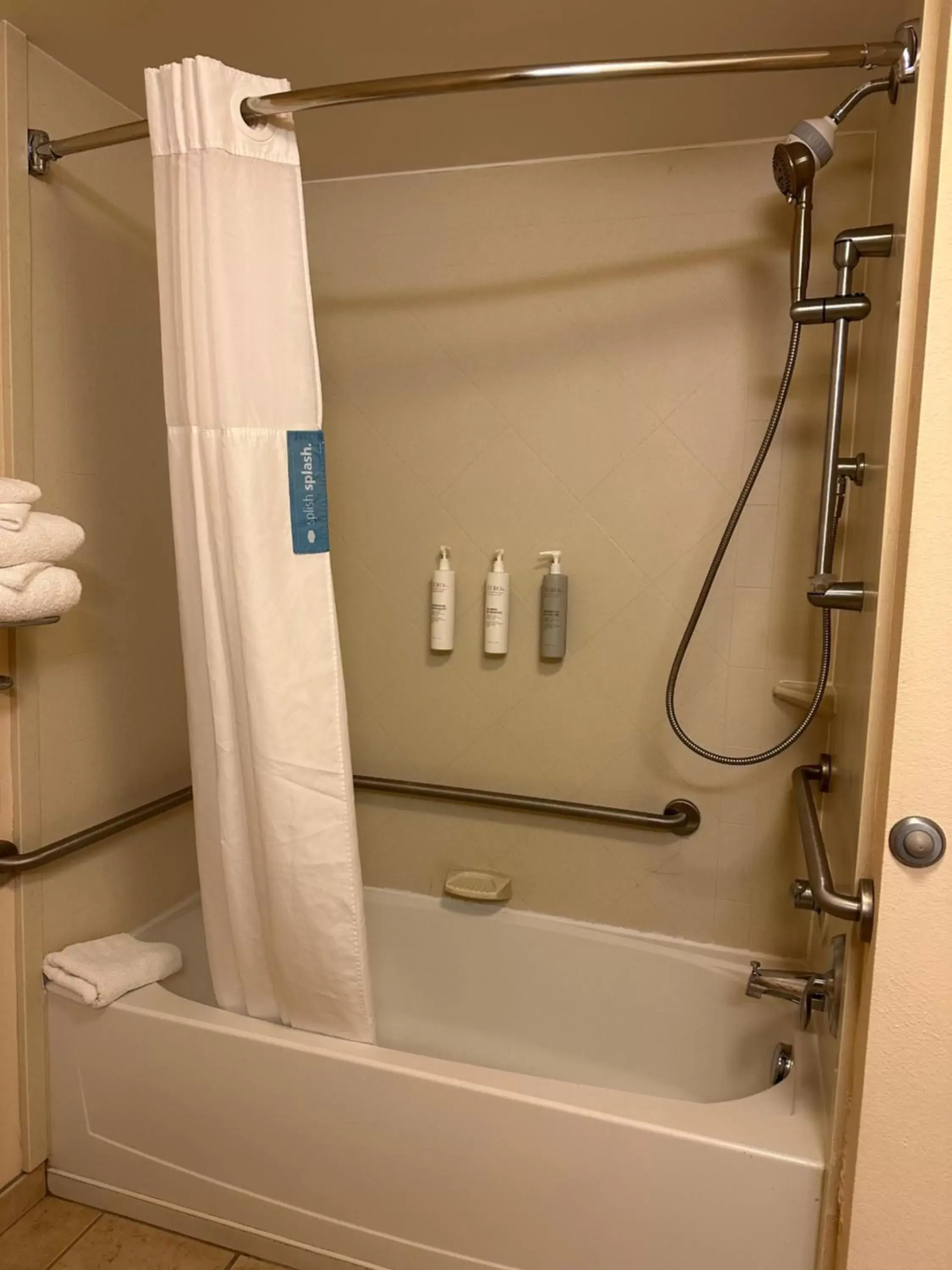 Shower, Bathroom in Hampton Inn Virginia Beach-Oceanfront South