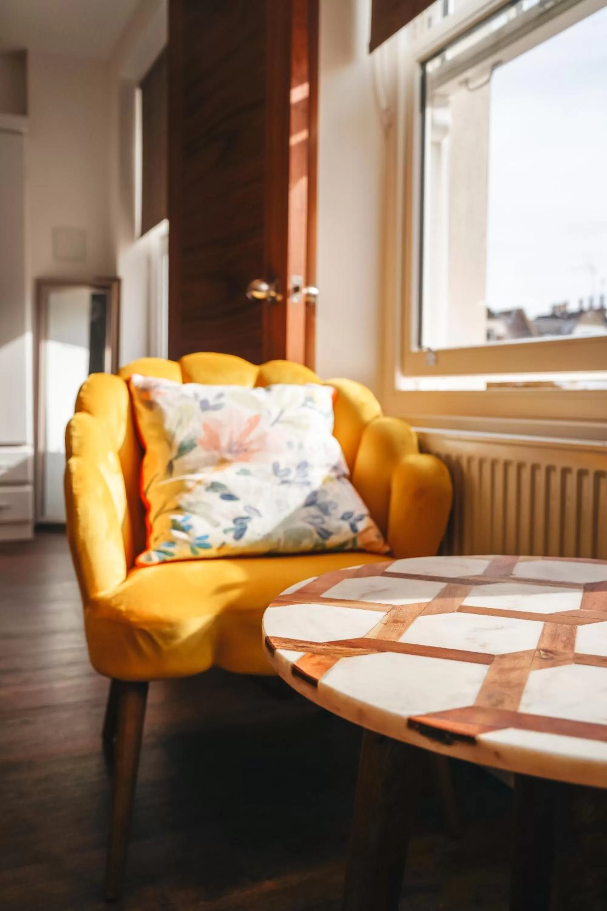 Living room, Seating Area in The Avonmore Olympia