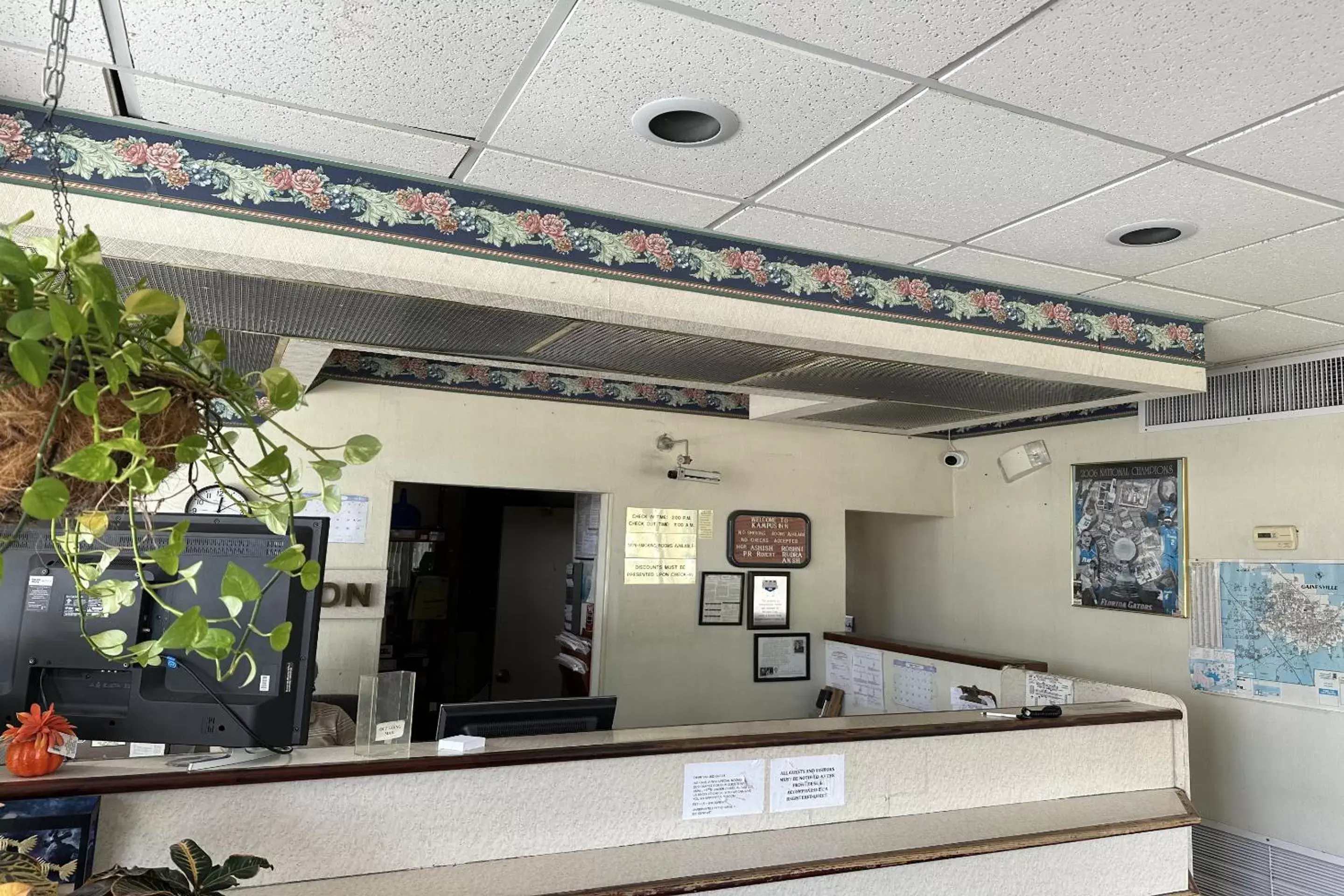 Lobby or reception in Kampus Inn Gainesville - University Area Hotel Lobby or reception in Kampus Inn Gainesville - University Area Hotel