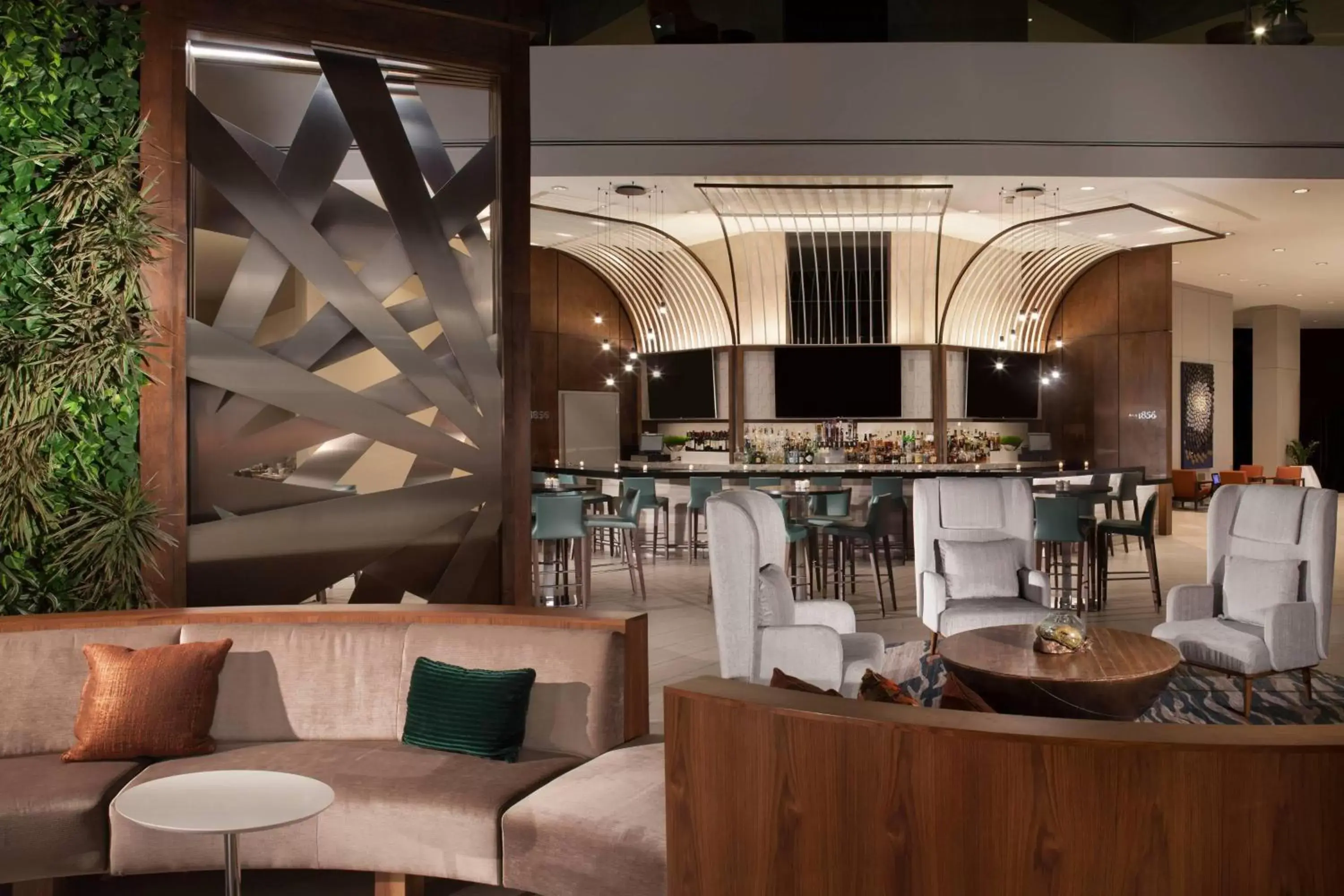 Restaurant/places to eat, Lounge/Bar in The Westin Dallas Park Central