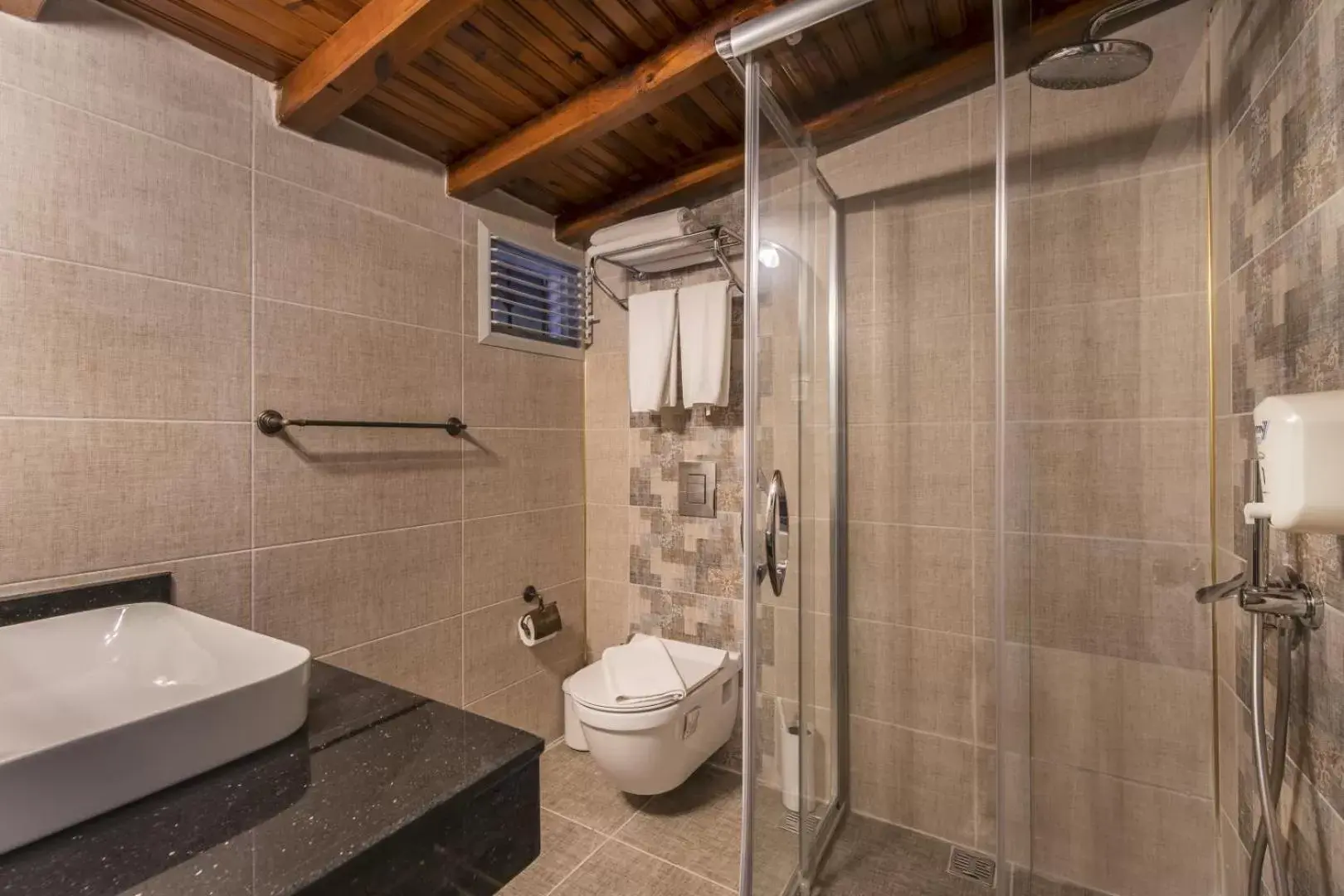 Bathroom in La Paloma Hotel