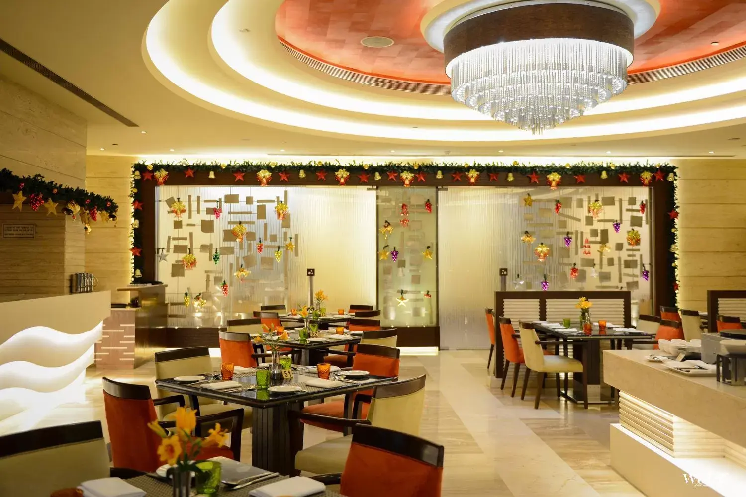 Restaurant/Places to Eat in The Suryaa Hotel New Delhi