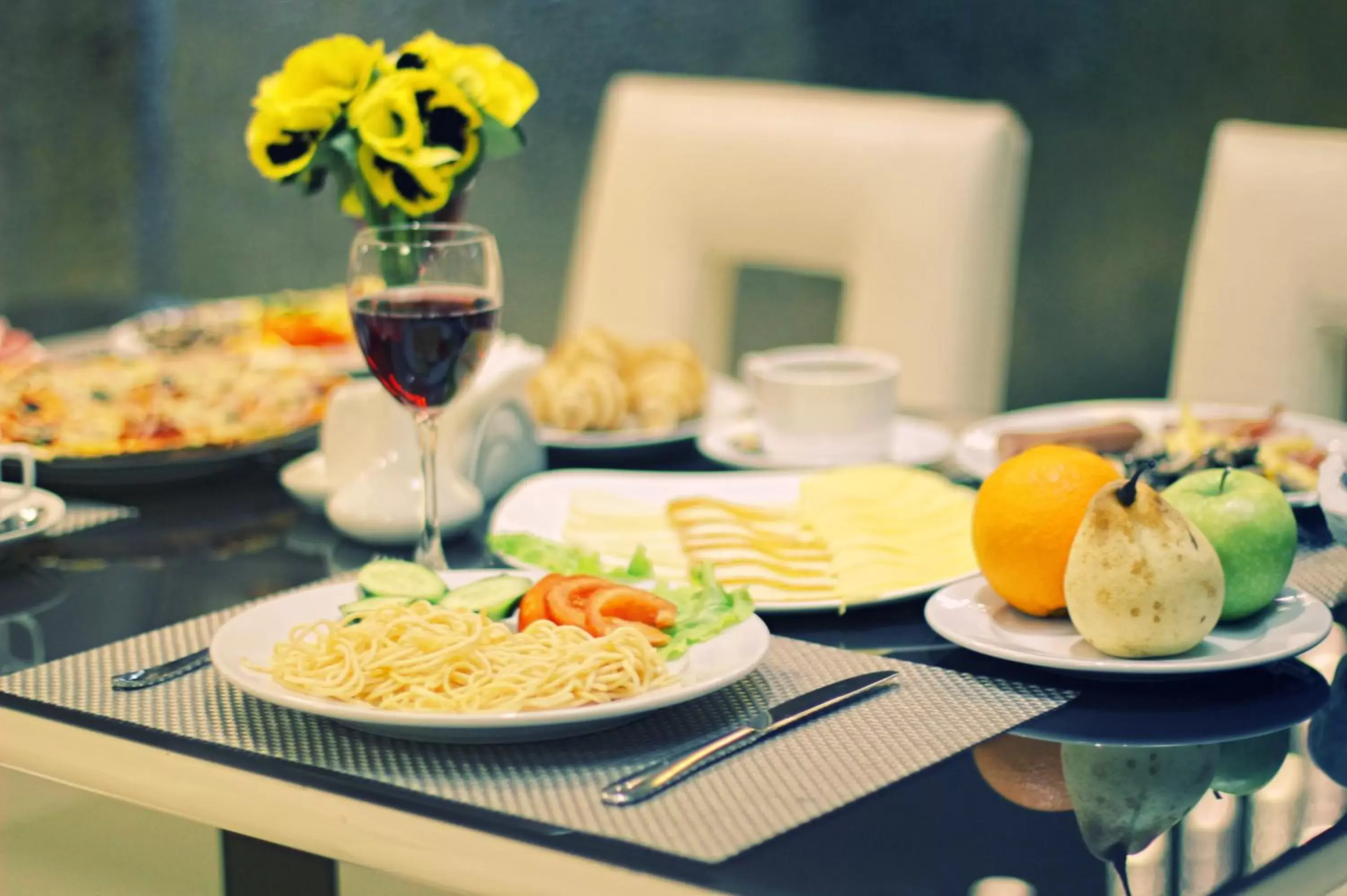 Food and drinks in Hotel Orion Tbilisi Food and drinks in Hotel Orion Tbilisi