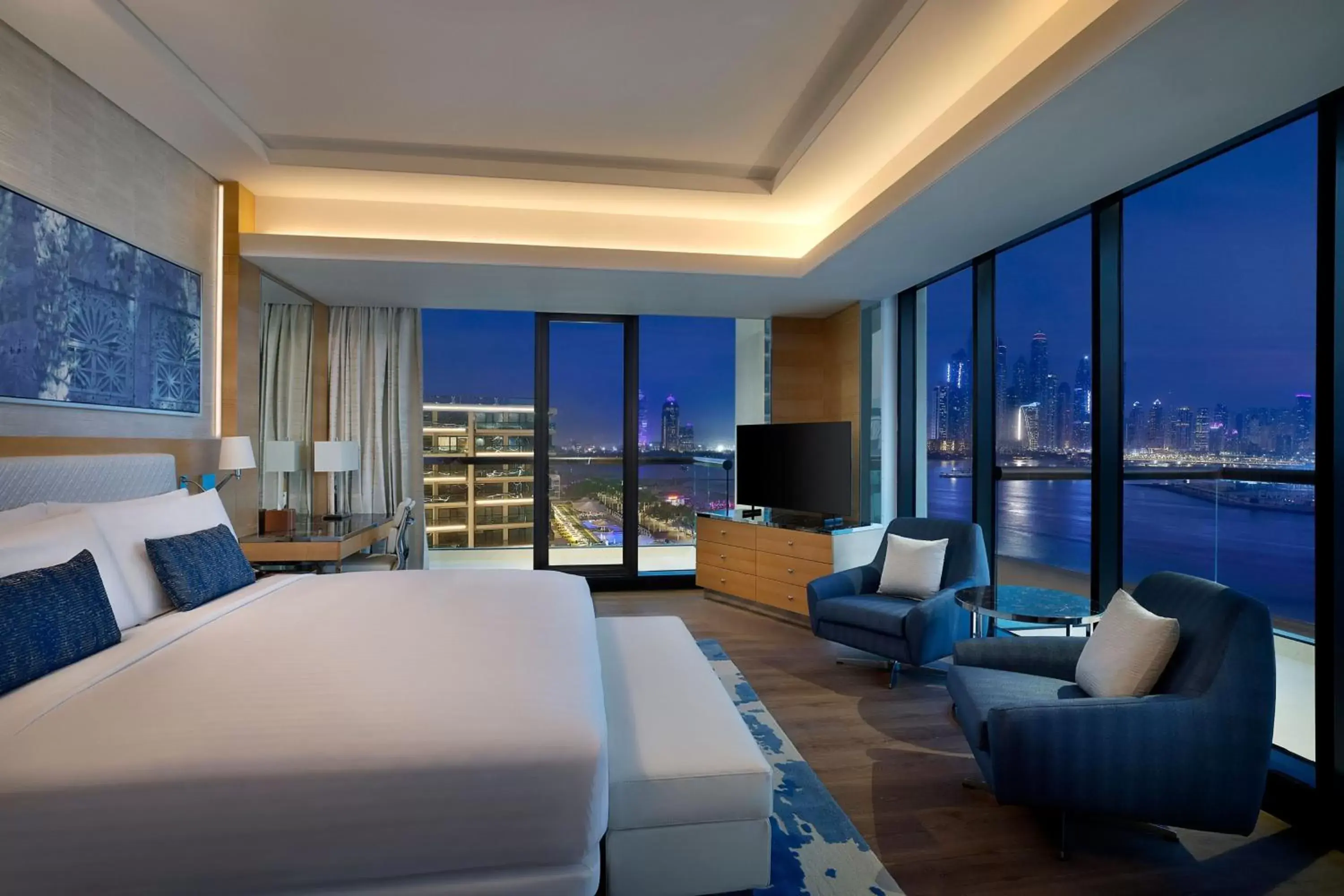 Bedroom in Marriott Resort Palm Jumeirah, Dubai