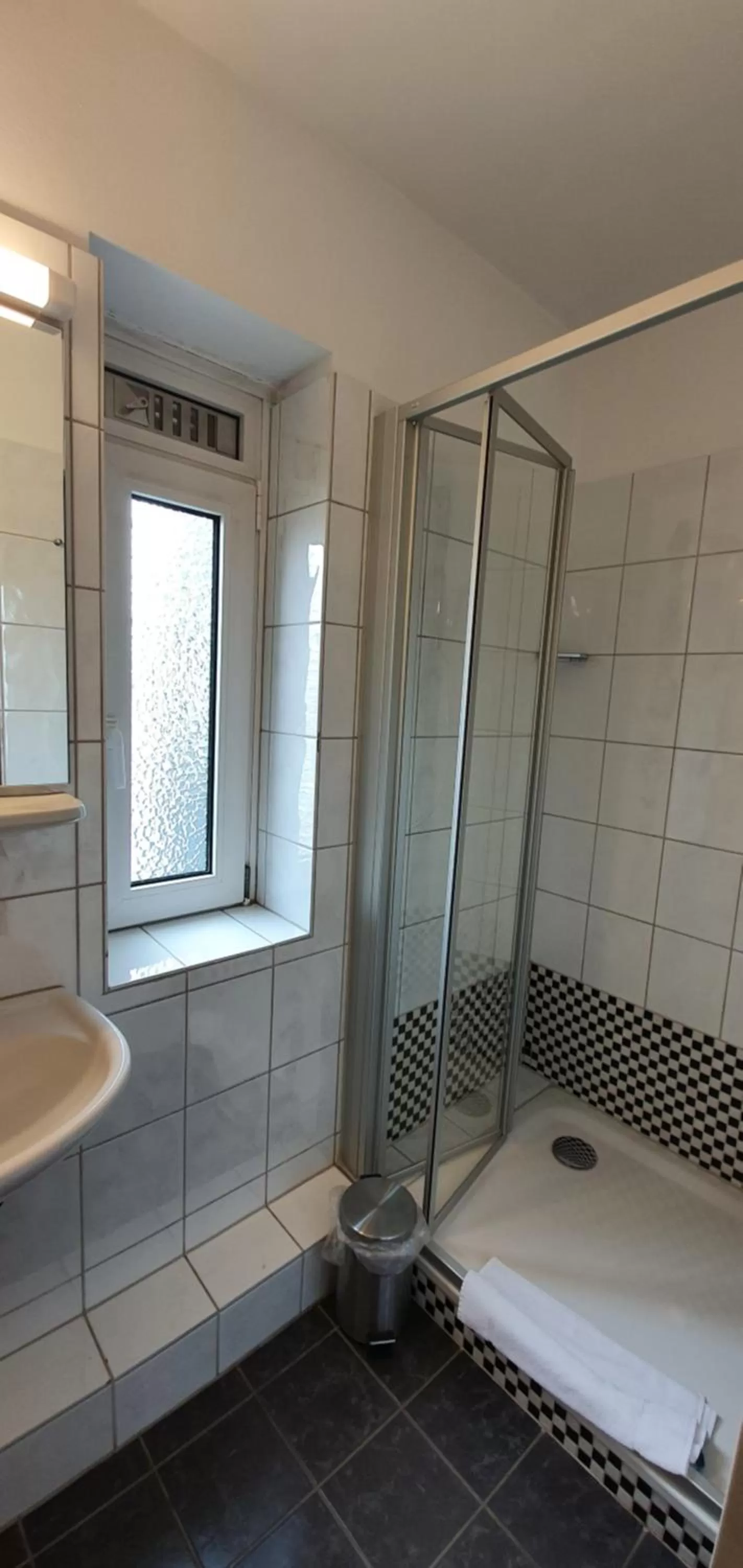 Bathroom in Hotel am Hillegosser Hof